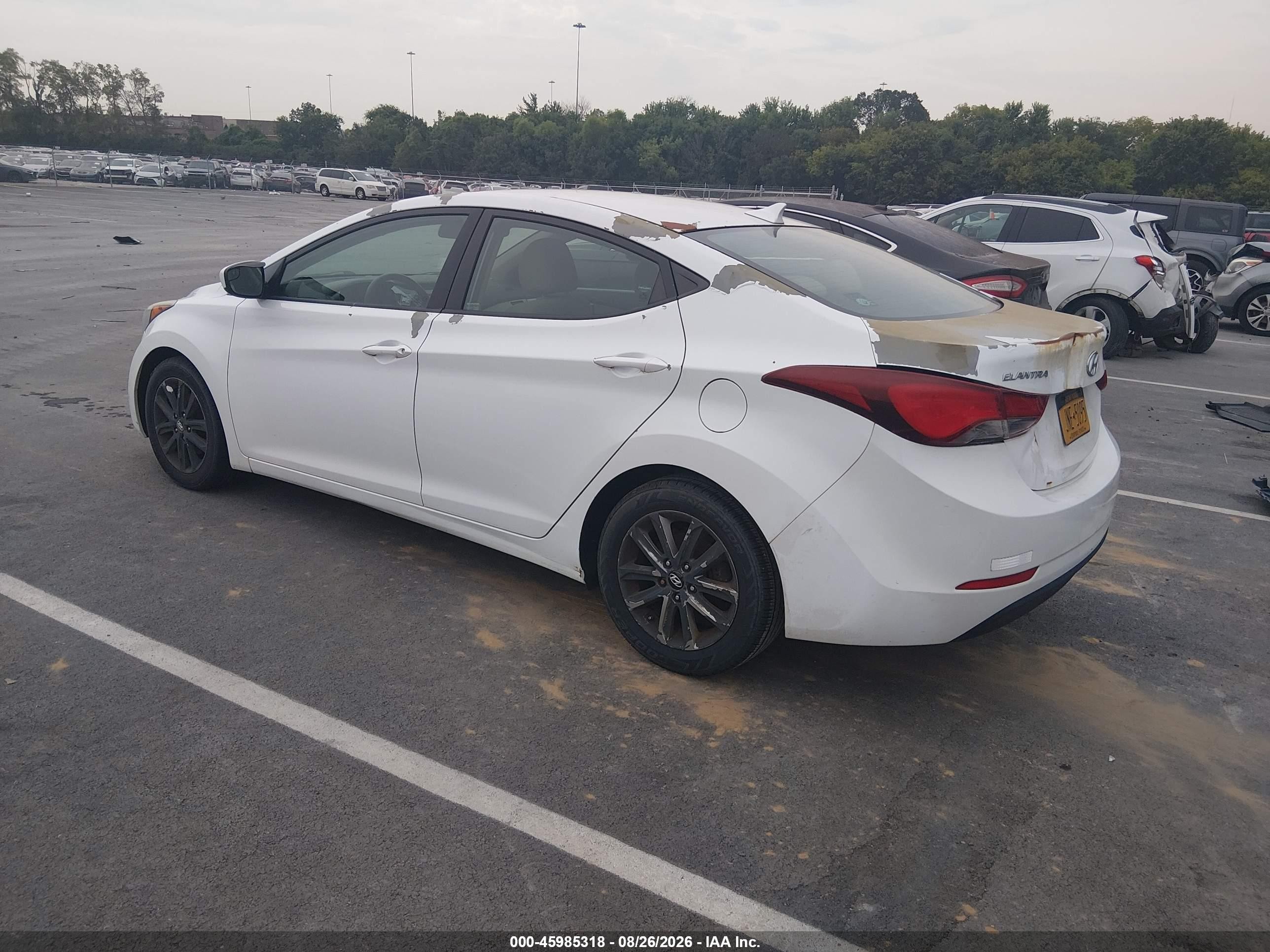 2015 Hyundai Elantra Se White vin: 5NPDH4AE1FH571889