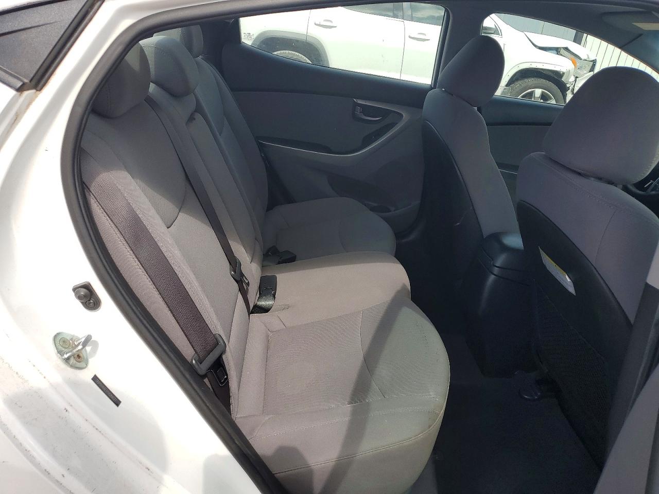 2015 Hyundai Elantra Se White vin: 5NPDH4AE1FH584027