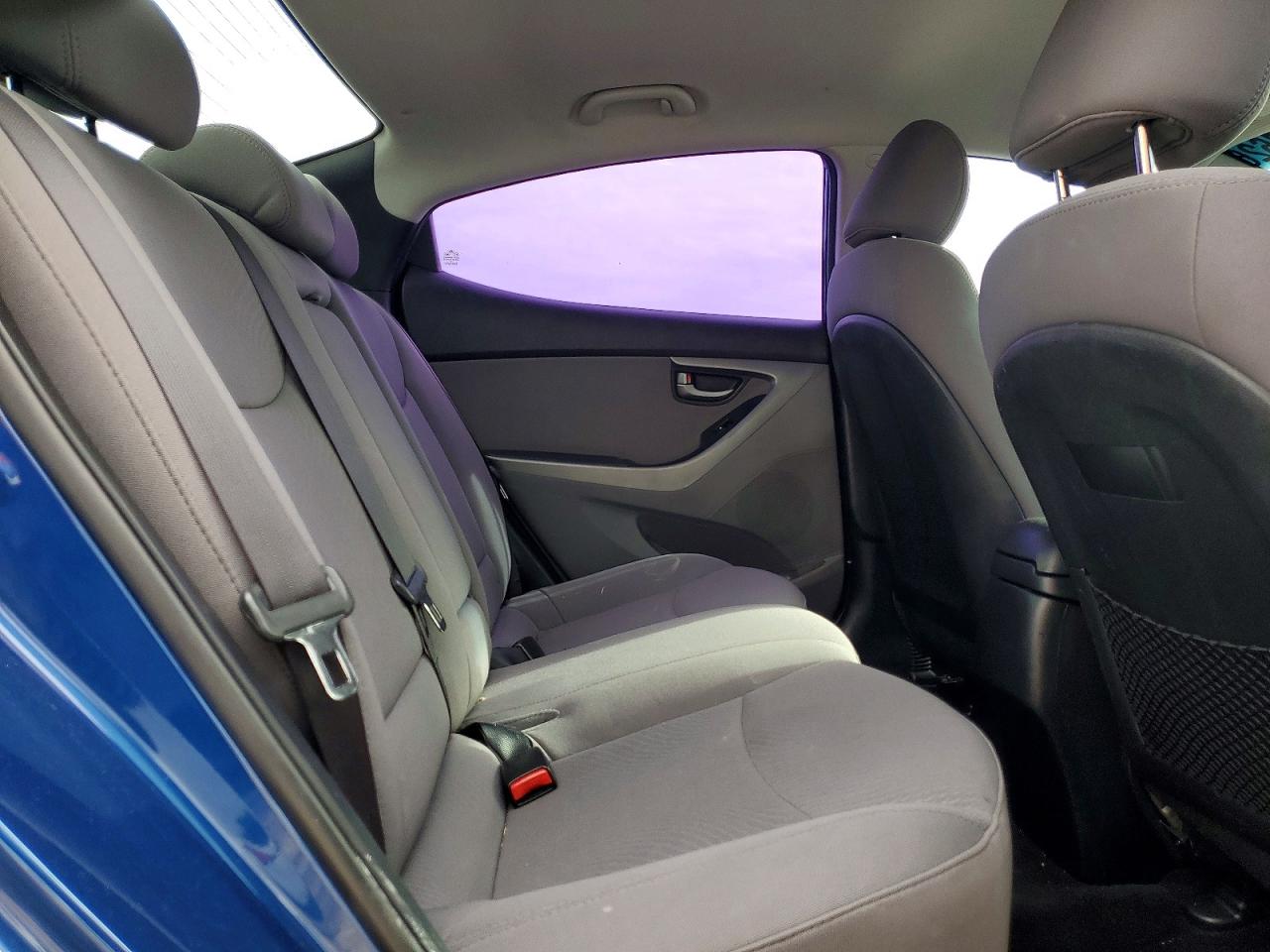 2015 Hyundai Elantra Se Blue vin: 5NPDH4AE1FH585338