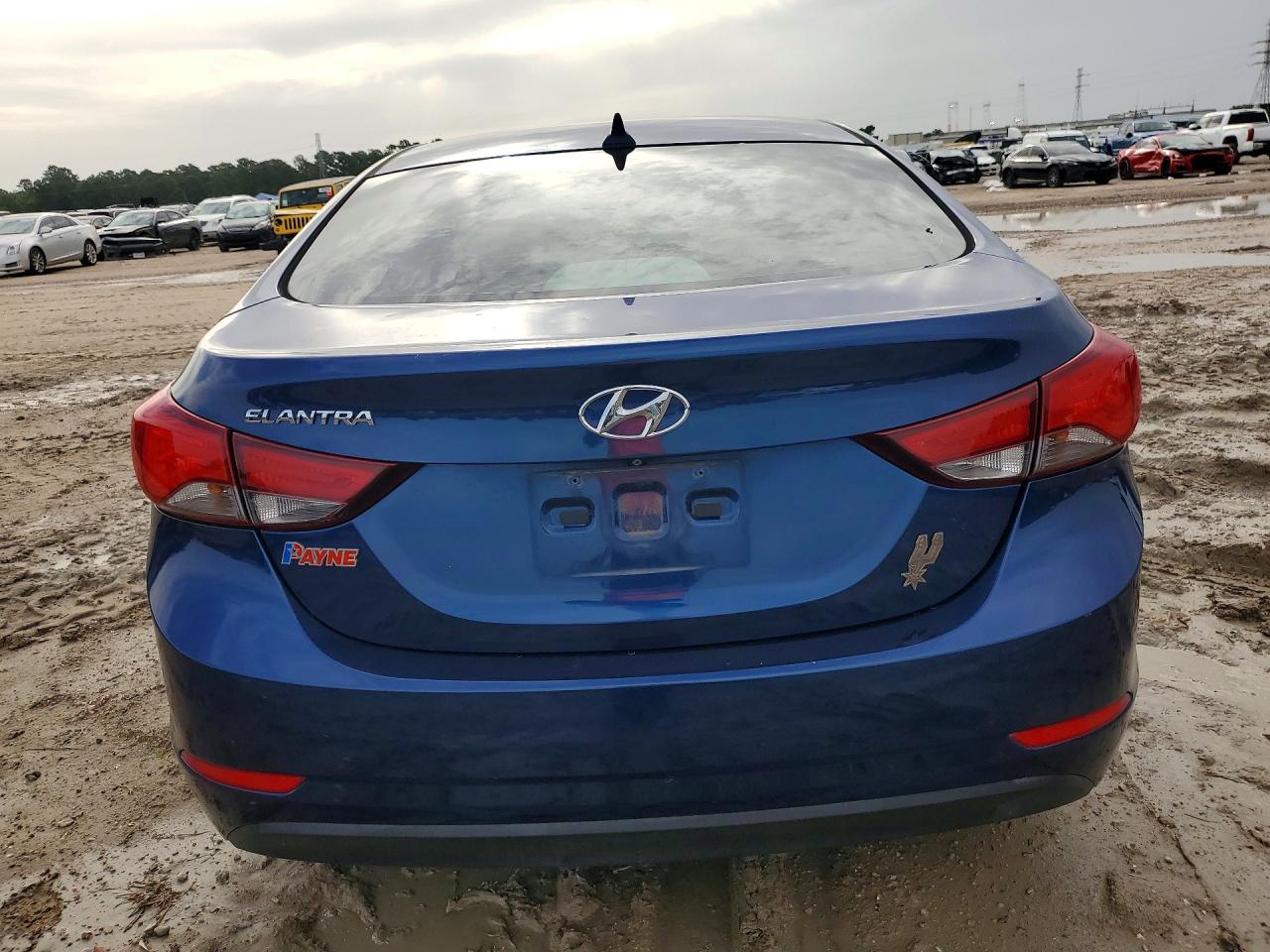 2015 Hyundai Elantra Se Blue vin: 5NPDH4AE1FH585338