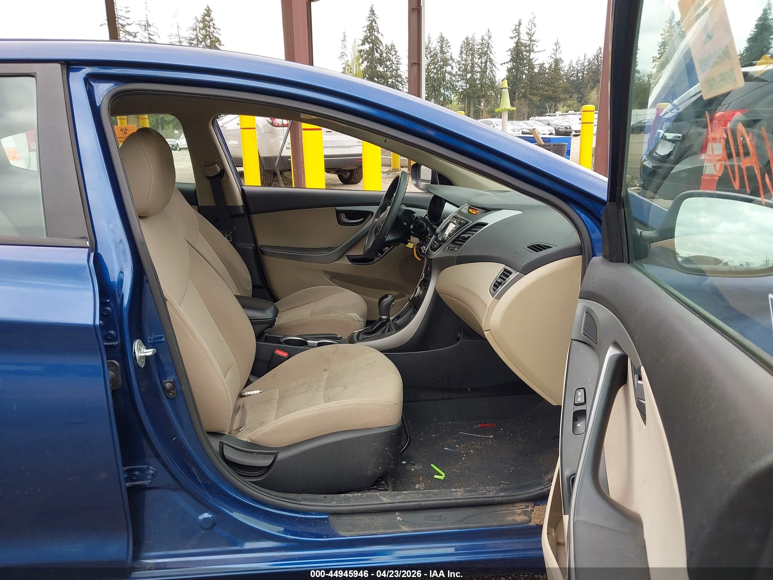 2015 Hyundai Elantra Se Blue vin: 5NPDH4AE1FH585839