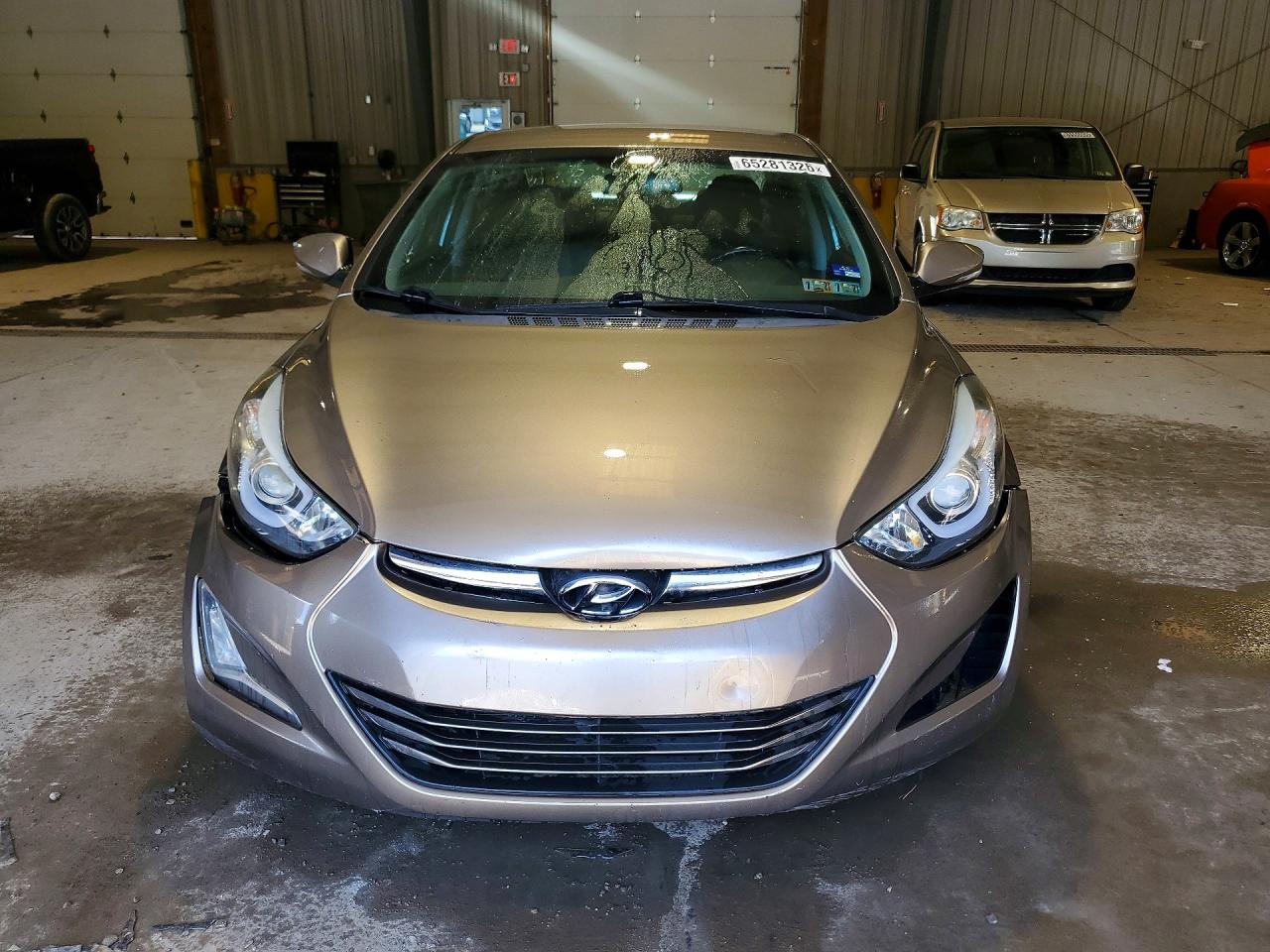 2015 Hyundai Elantra Limited Silver vin: 5NPDH4AE1FH589826