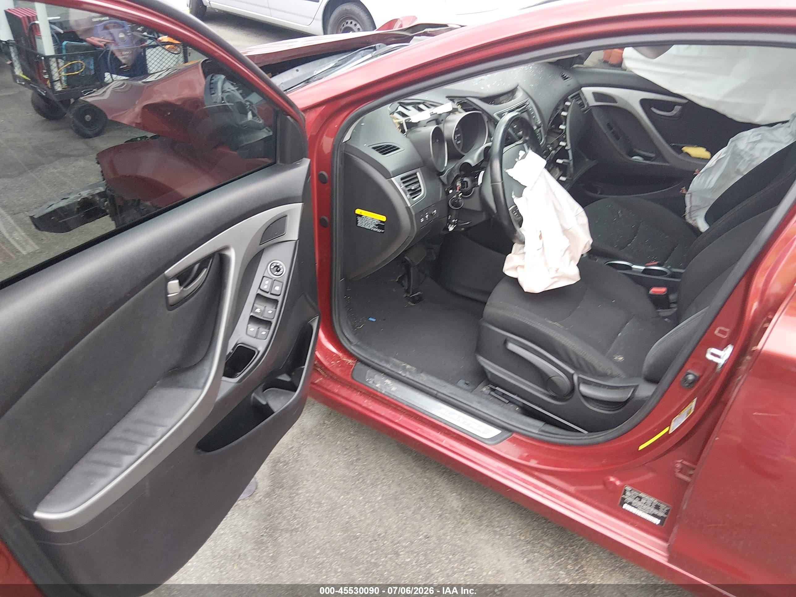 2015 Hyundai Elantra Se Red vin: 5NPDH4AE1FH591902