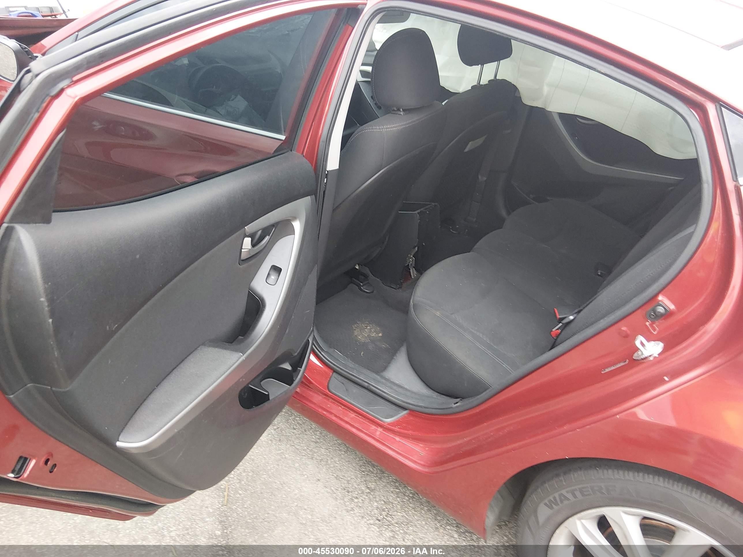 2015 Hyundai Elantra Se Red vin: 5NPDH4AE1FH591902