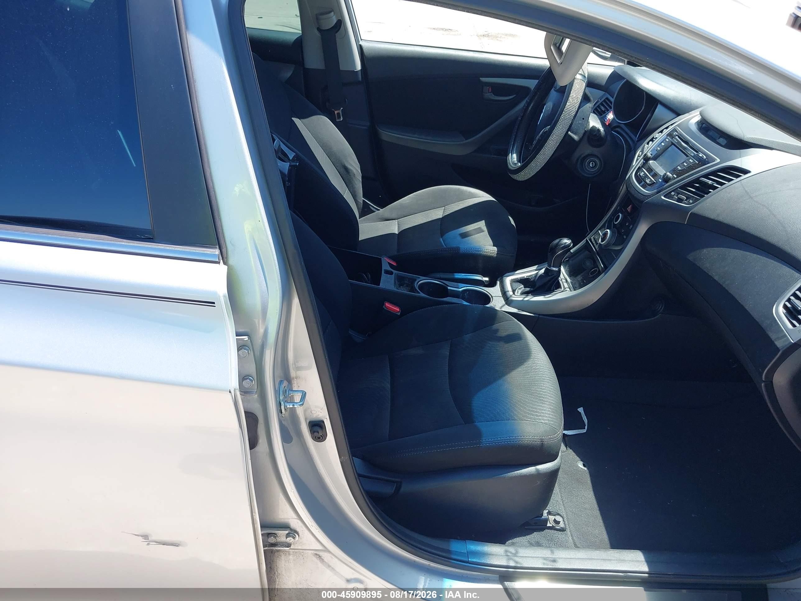 2015 Hyundai Elantra Se Silver vin: 5NPDH4AE1FH615261