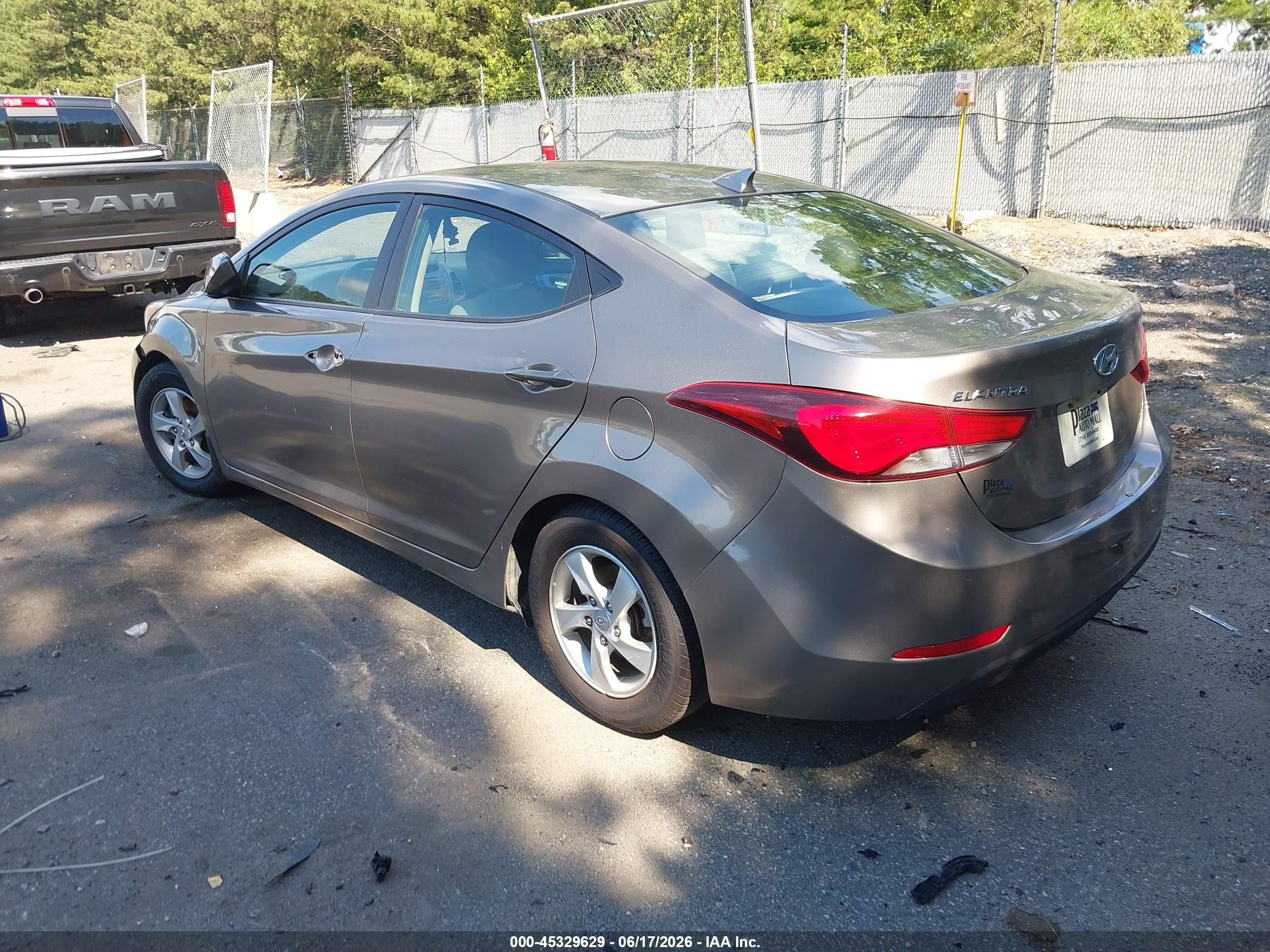 2015 Hyundai Elantra Se Серый vin: 5NPDH4AE1FH615678