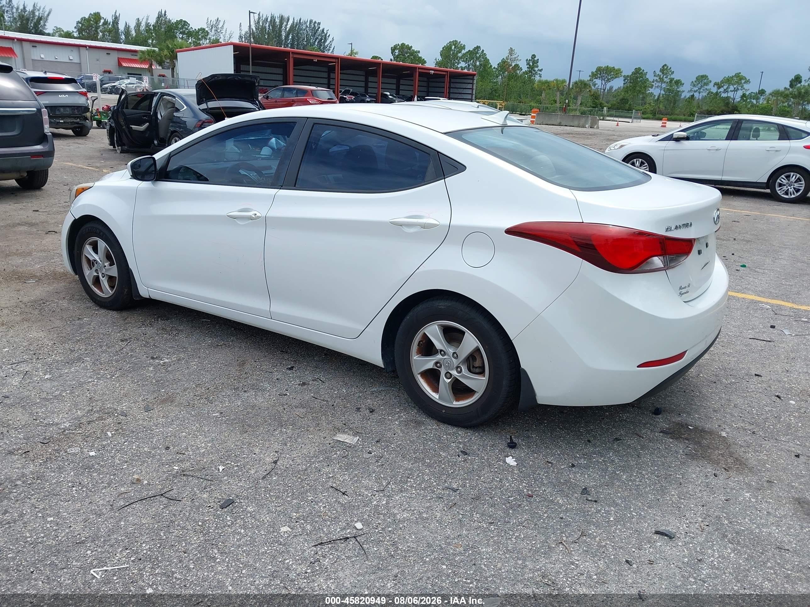 2015 Hyundai Elantra Se White vin: 5NPDH4AE1FH616720