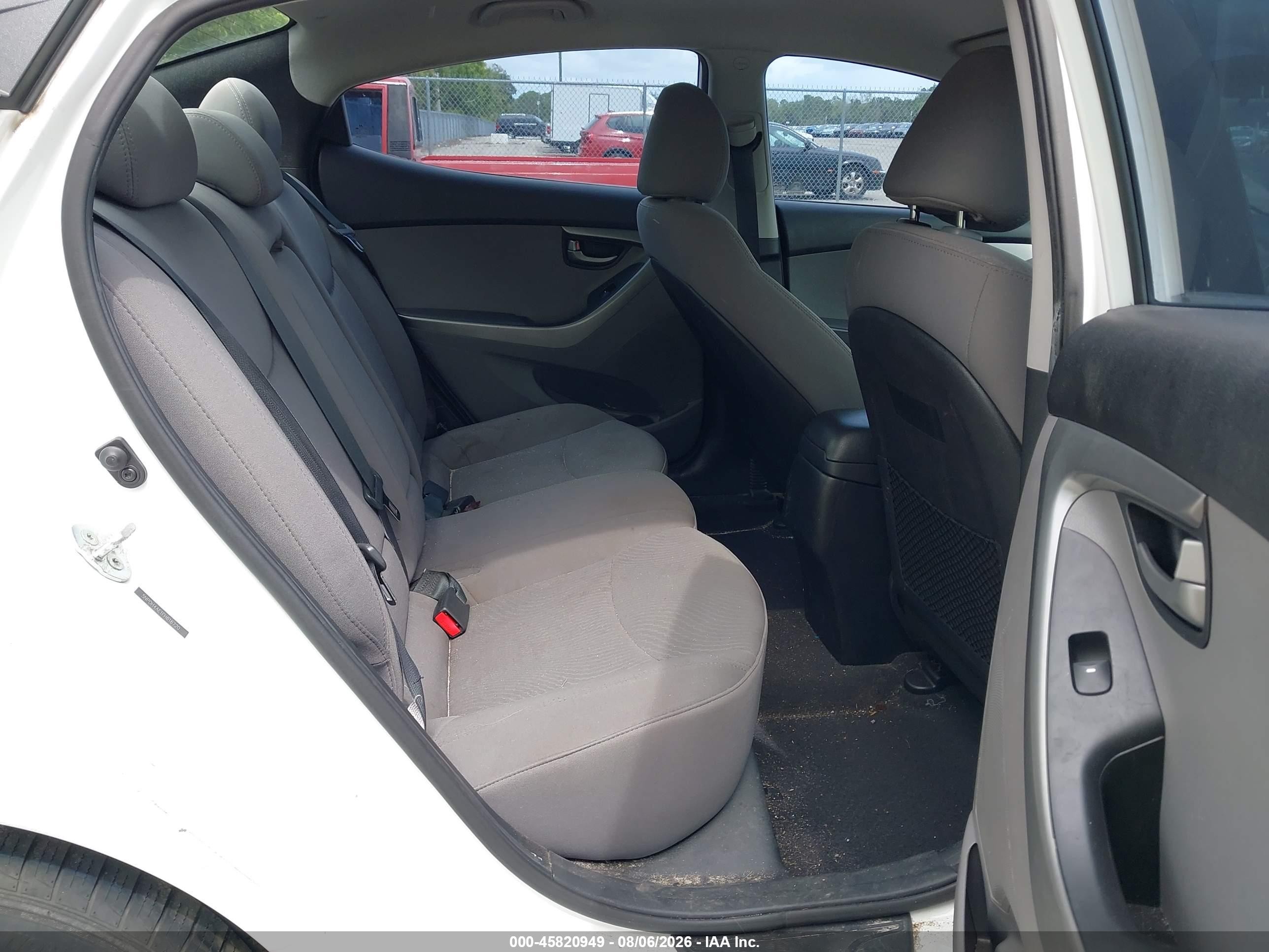 2015 Hyundai Elantra Se White vin: 5NPDH4AE1FH616720