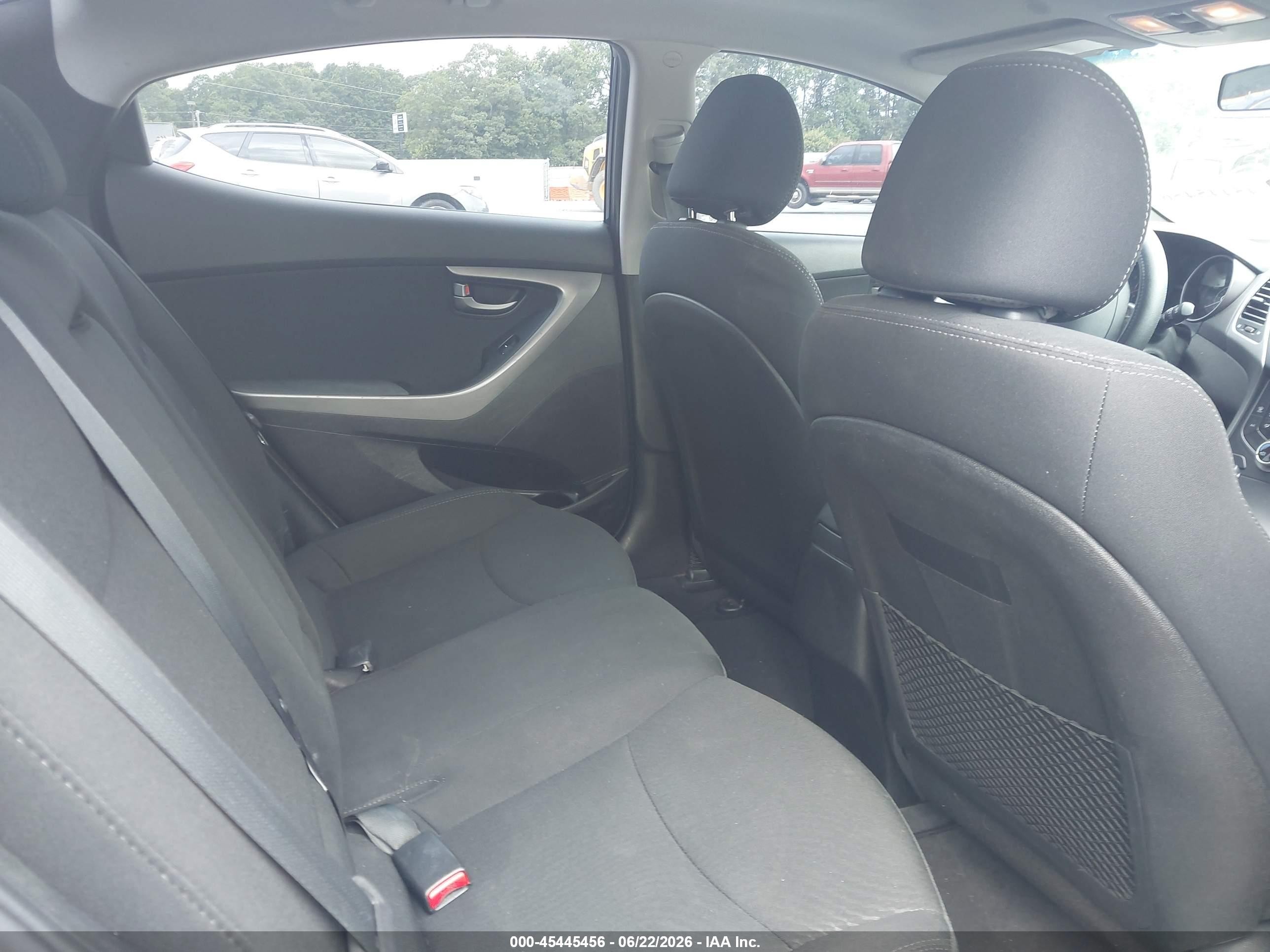 2015 Hyundai Elantra Se Blue vin: 5NPDH4AE1FH629354