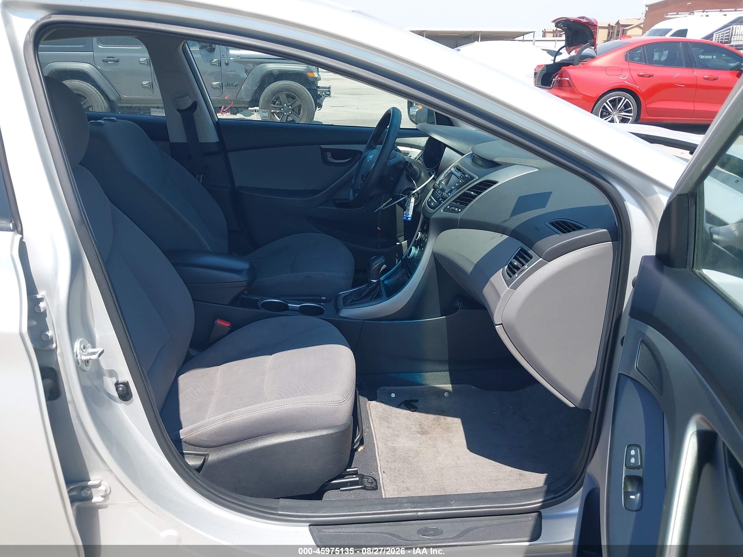 2015 Hyundai Elantra Se Silver vin: 5NPDH4AE1FH635896