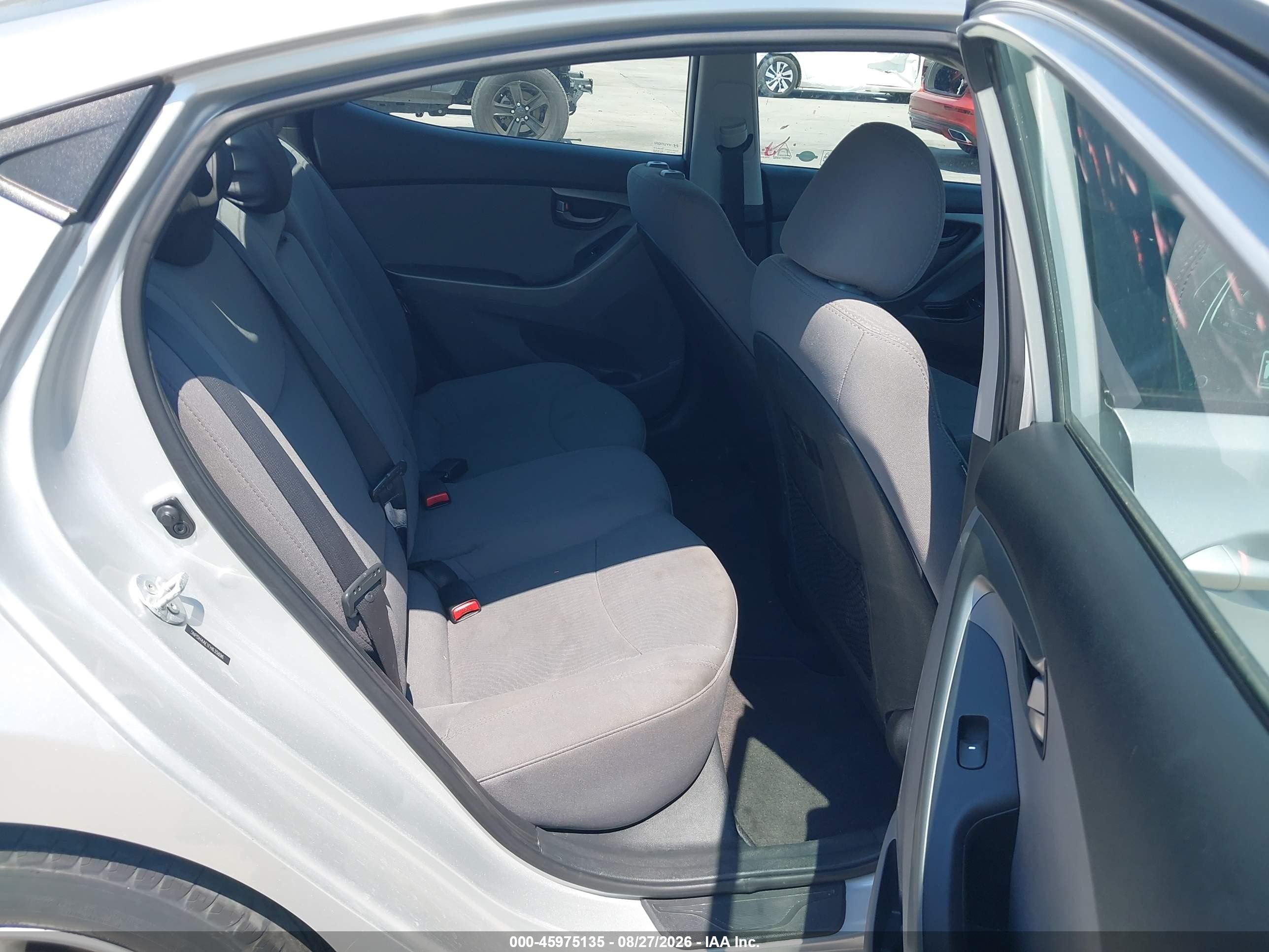 2015 Hyundai Elantra Se Silver vin: 5NPDH4AE1FH635896