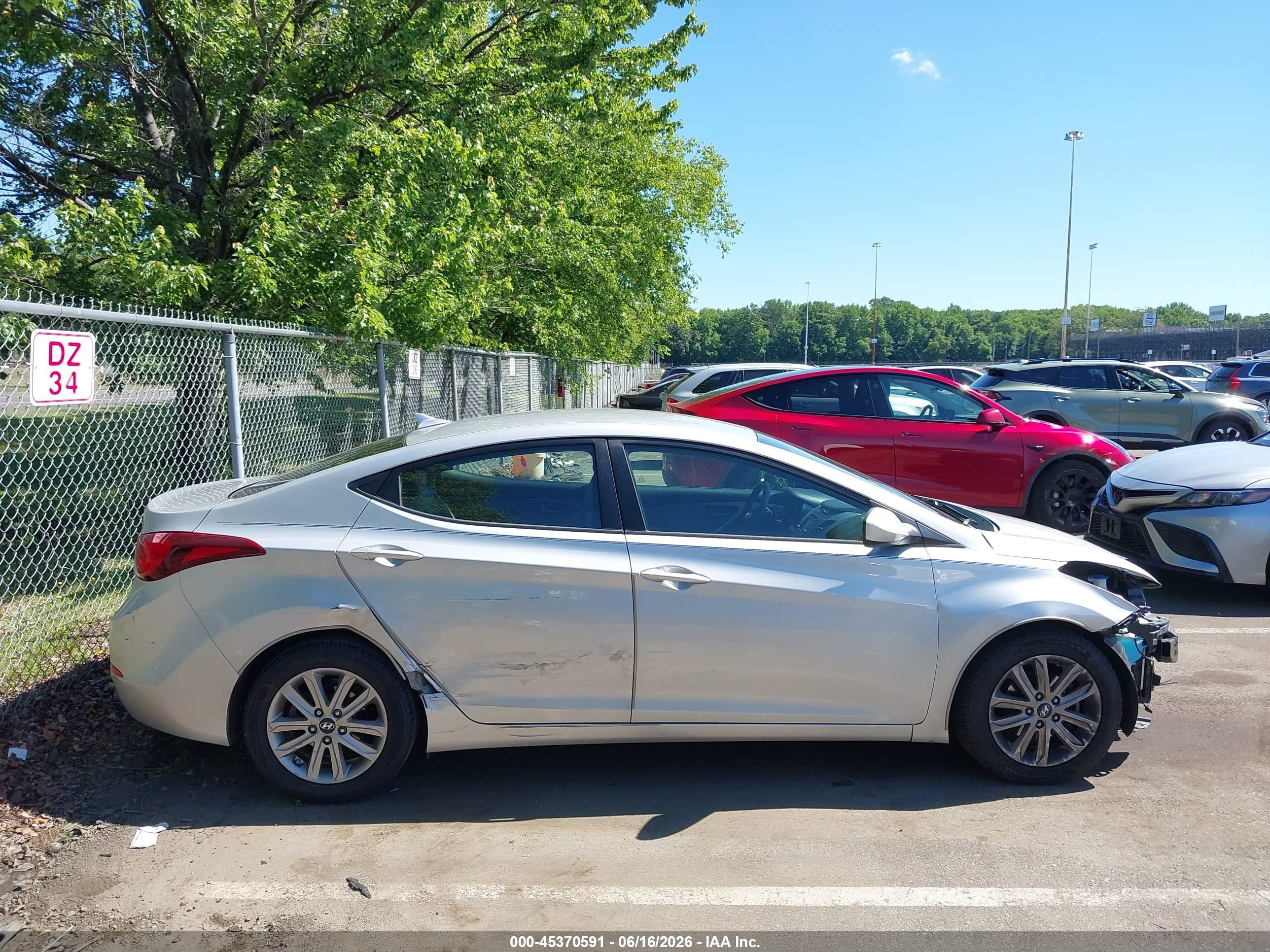 2015 Hyundai Elantra Se Gray vin: 5NPDH4AE1FH638295