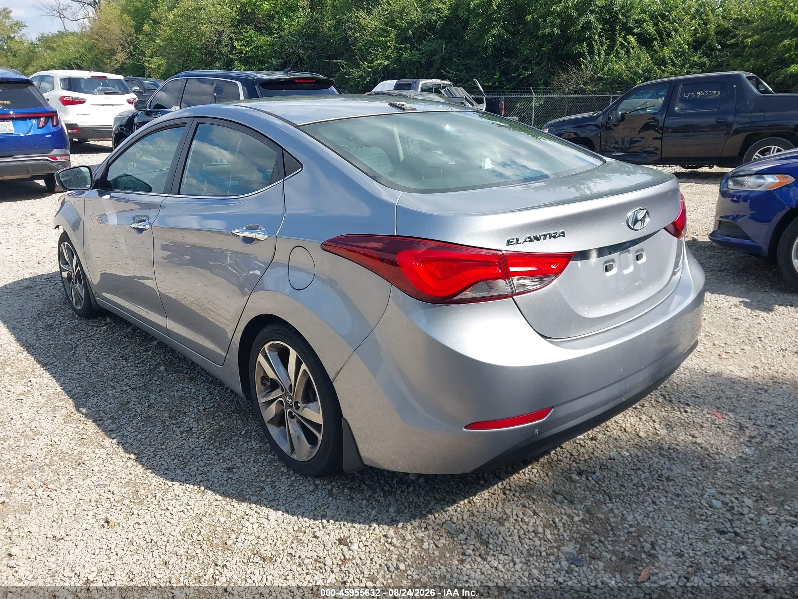 2015 Hyundai Elantra Limited Silver vin: 5NPDH4AE1FH638586