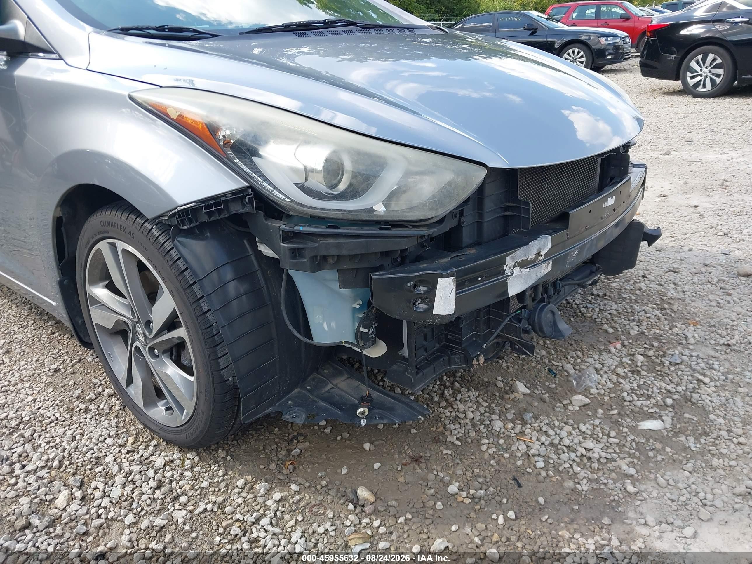 2015 Hyundai Elantra Limited Silver vin: 5NPDH4AE1FH638586