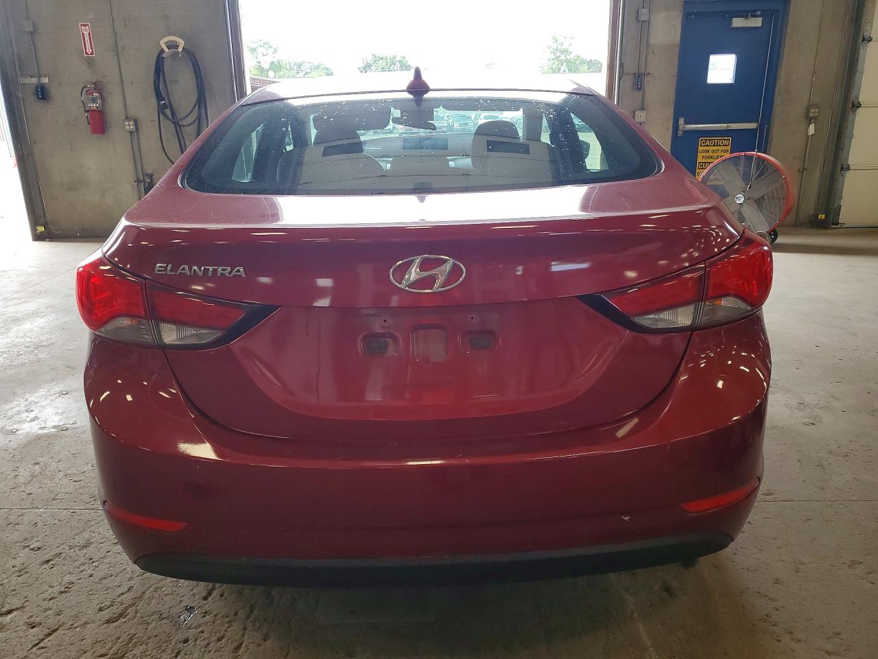 2015 Hyundai Elantra Se Red vin: 5NPDH4AE1FH648003