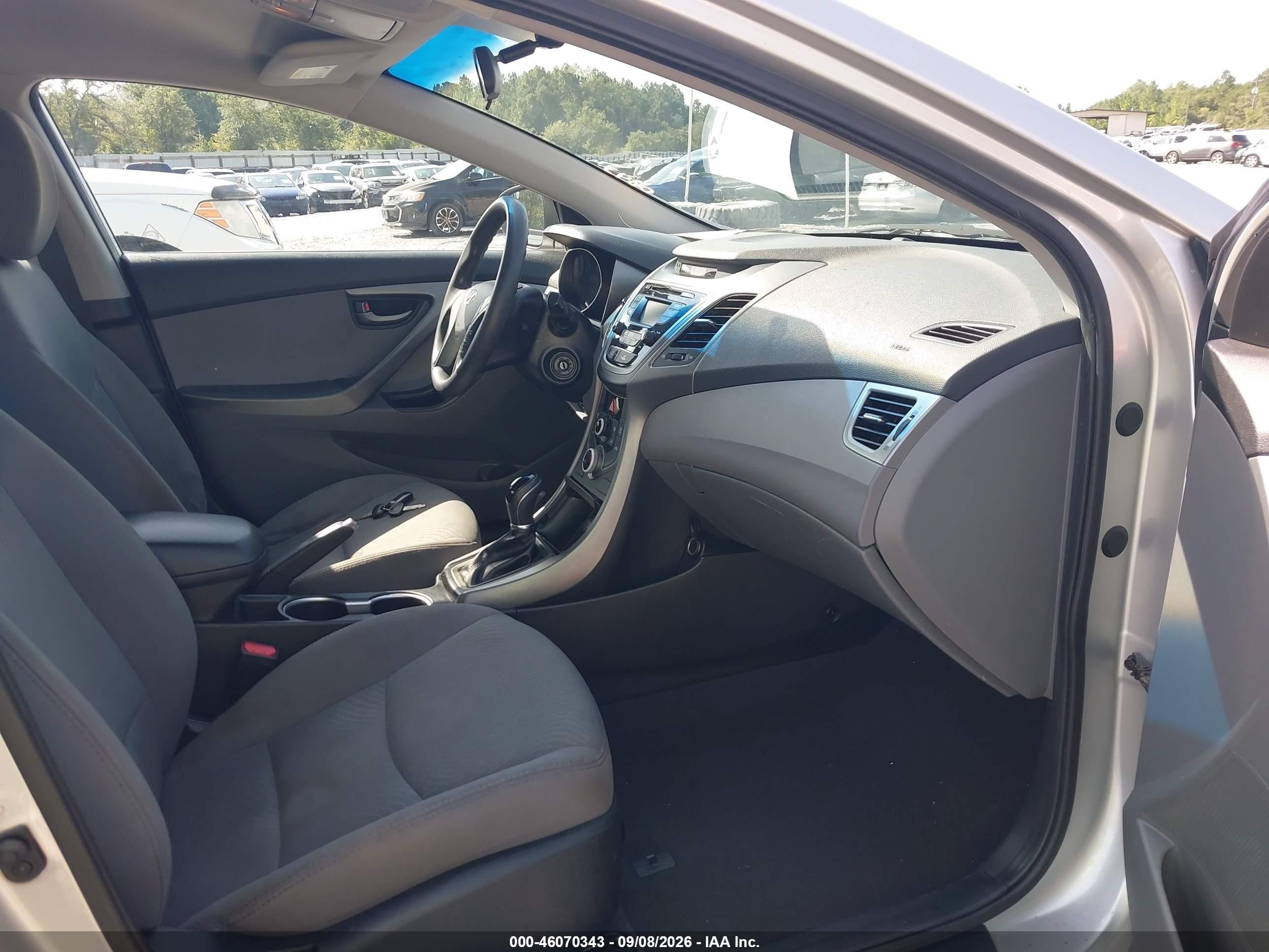 2015 Hyundai Elantra Se Silver vin: 5NPDH4AE1FH651239