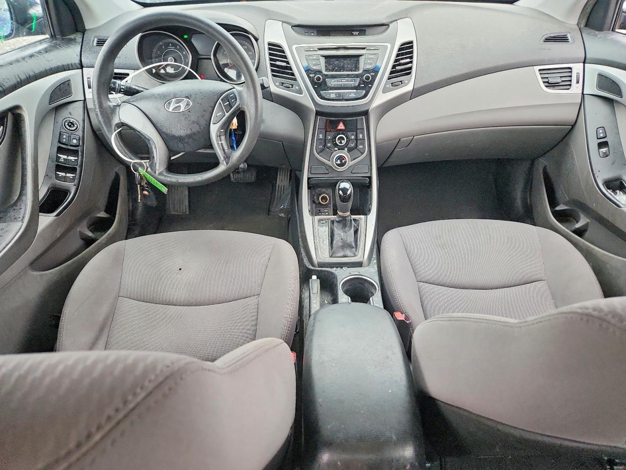 2016 Hyundai Elantra Se Blue vin: 5NPDH4AE1GH687403