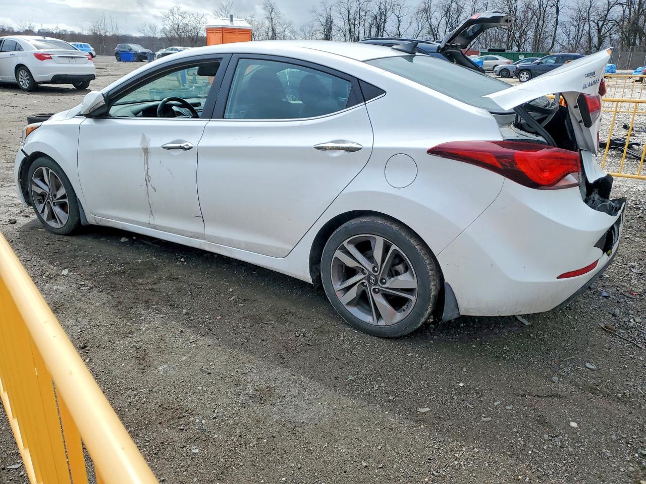 2016 Hyundai Elantra Limited White vin: 5NPDH4AE1GH733764