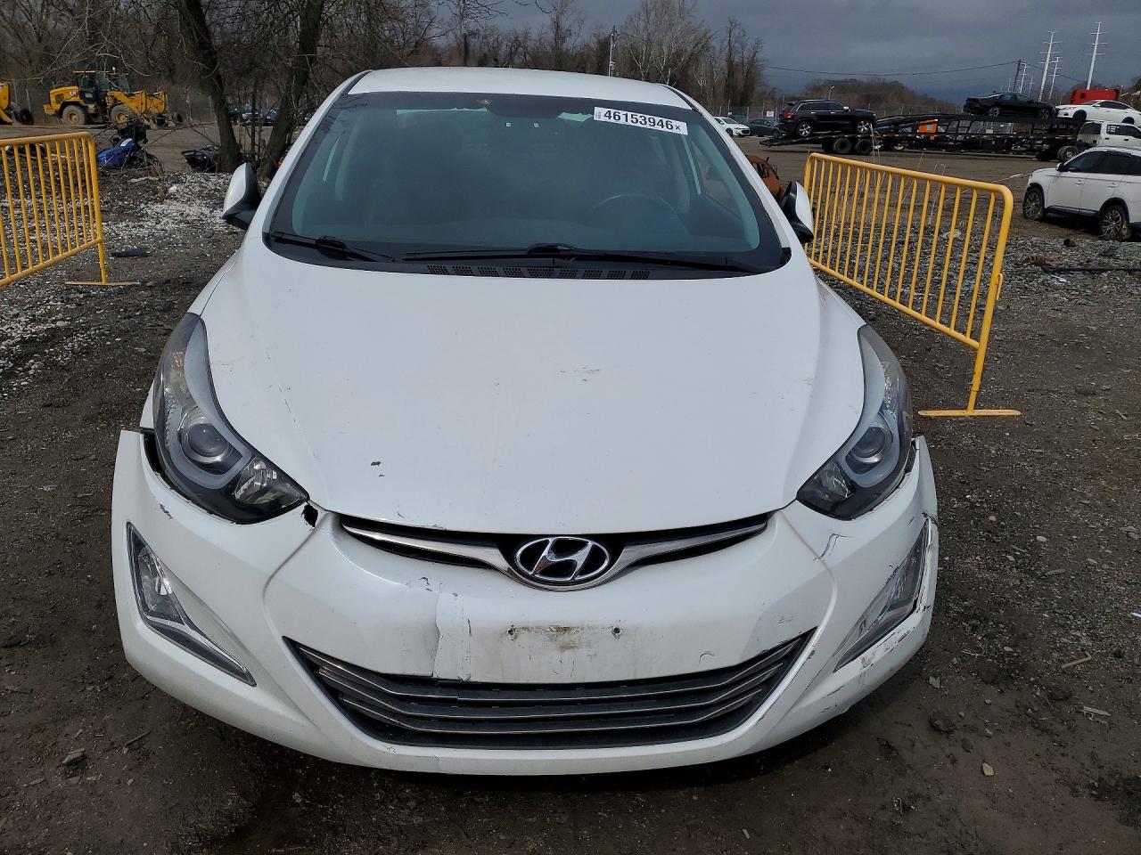 2016 Hyundai Elantra Limited White vin: 5NPDH4AE1GH733764