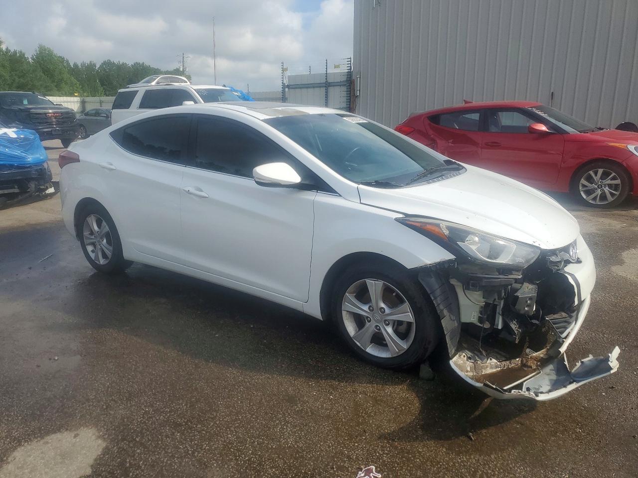 2016 Hyundai Elantra Value Edition White vin: 5NPDH4AE1GH769342