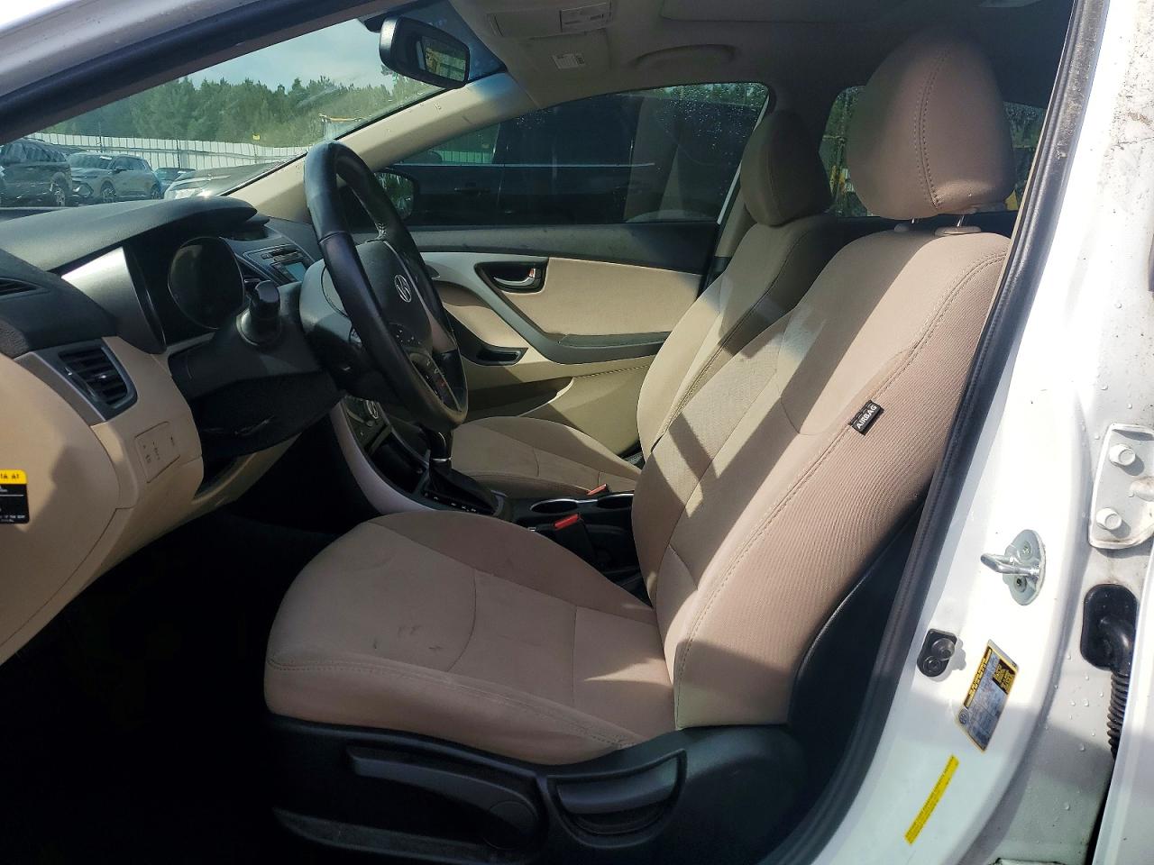 2016 Hyundai Elantra Value Edition White vin: 5NPDH4AE1GH769342