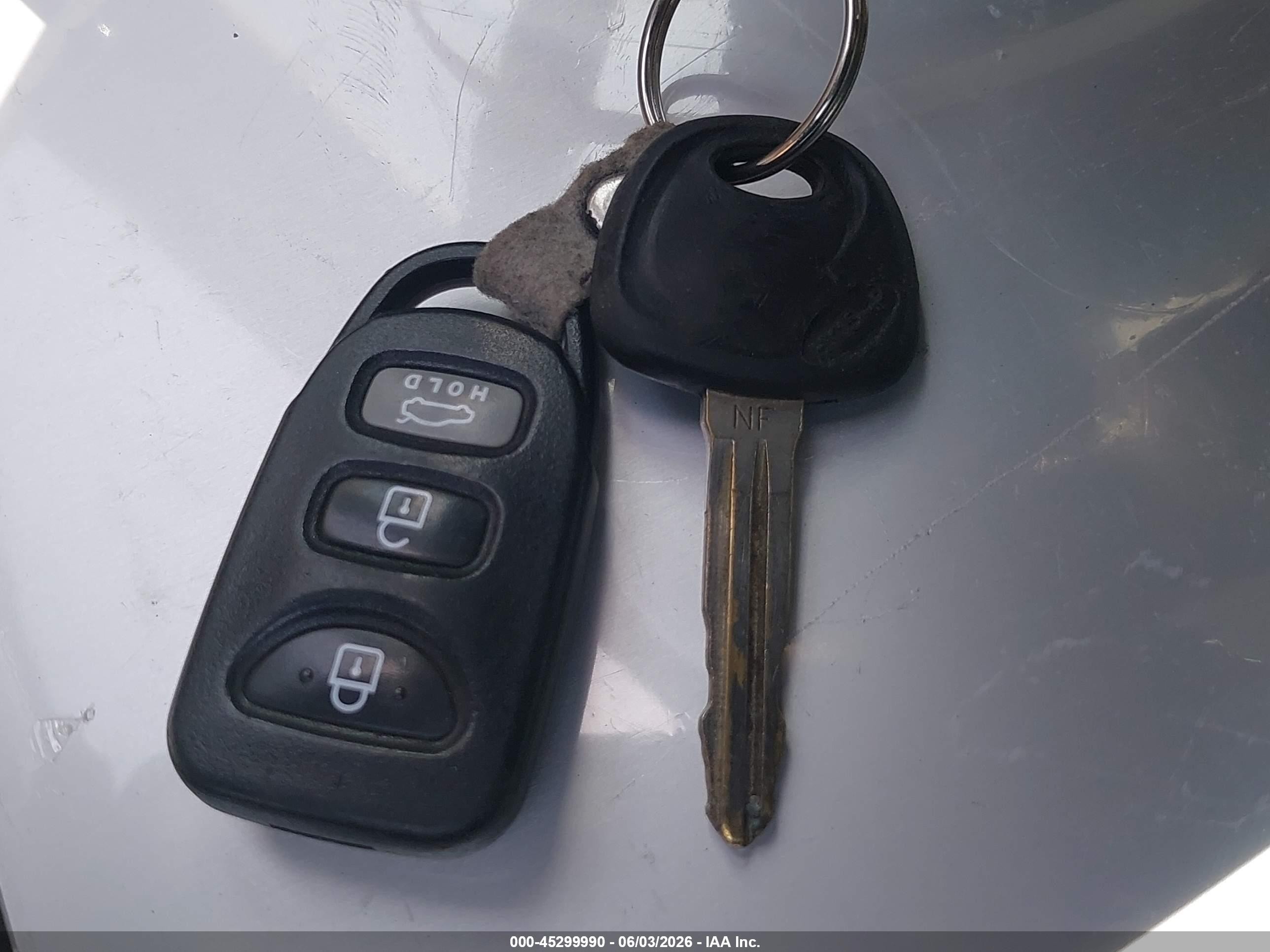 2011 Hyundai Elantra Limited Серый vin: 5NPDH4AE2BH000891