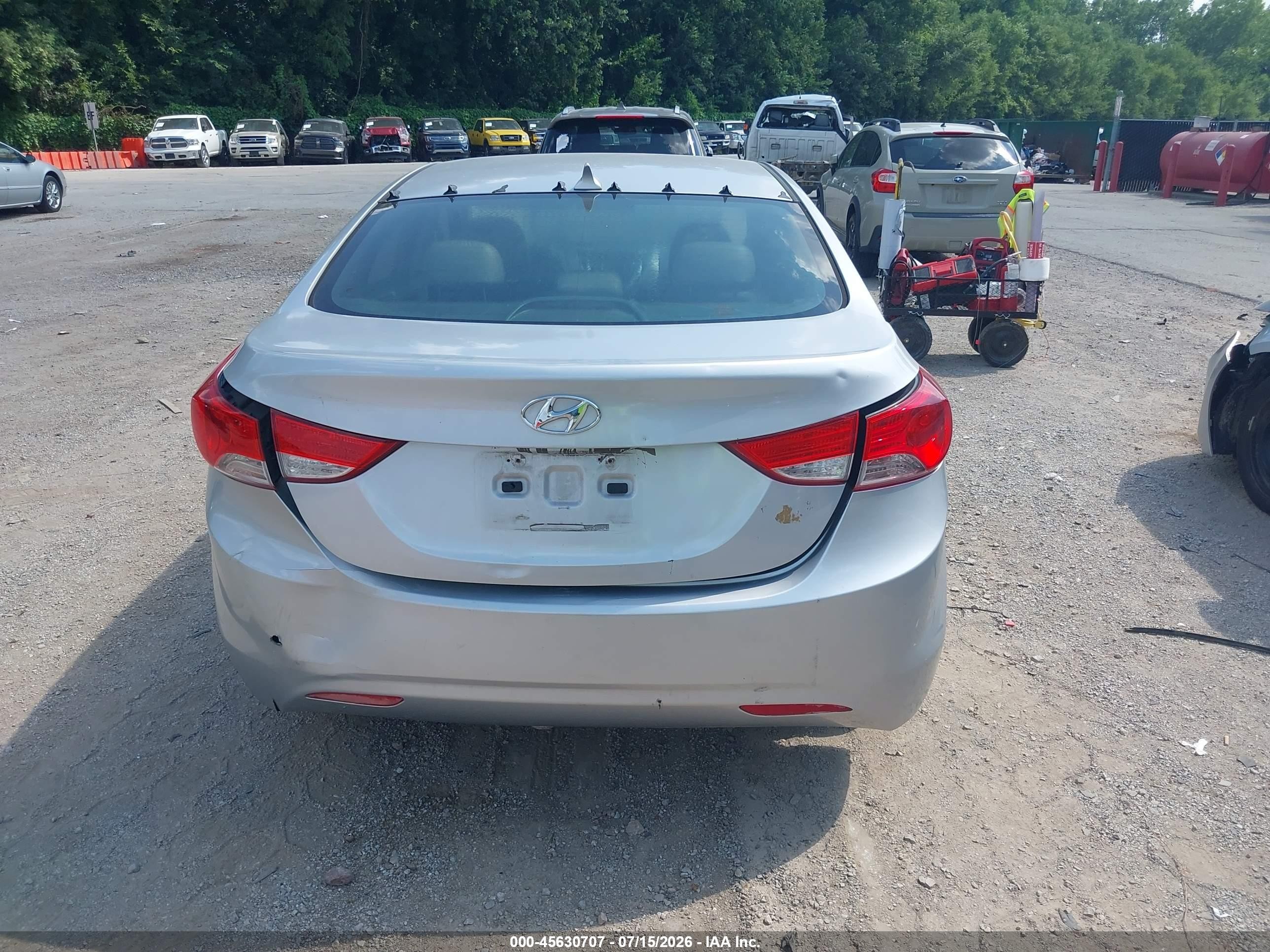 2011 Hyundai Elantra Limited Серебряный vin: 5NPDH4AE2BH005038
