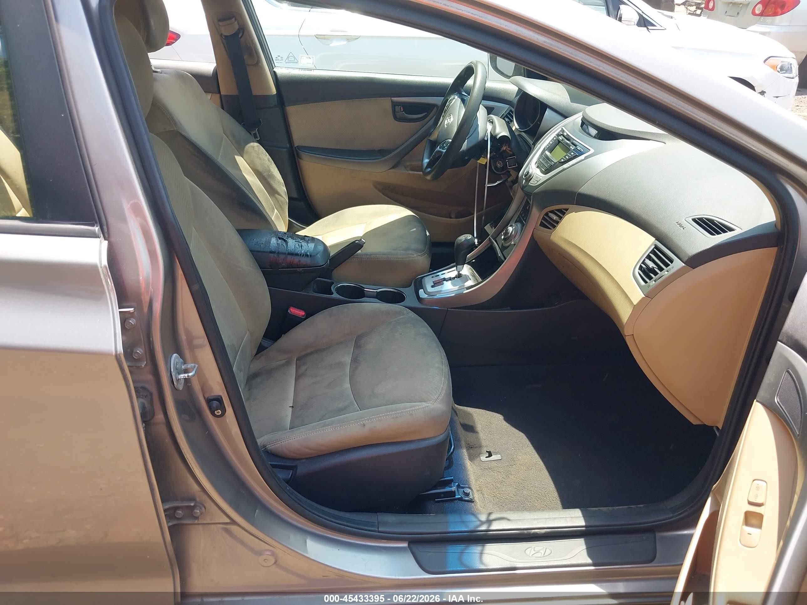 2011 Hyundai Elantra Gls Gold vin: 5NPDH4AE2BH010322