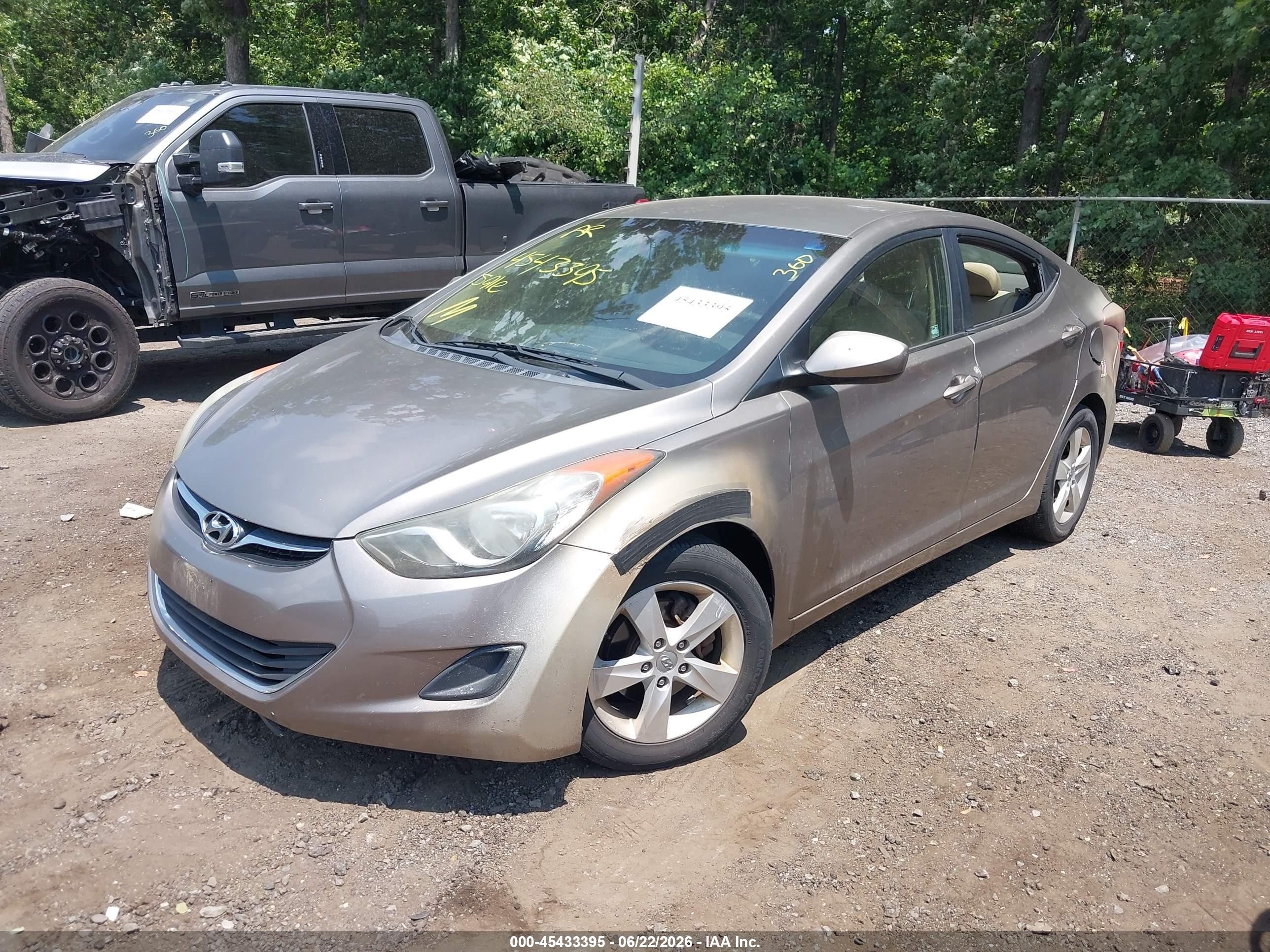 2011 Hyundai Elantra Gls Gold vin: 5NPDH4AE2BH010322