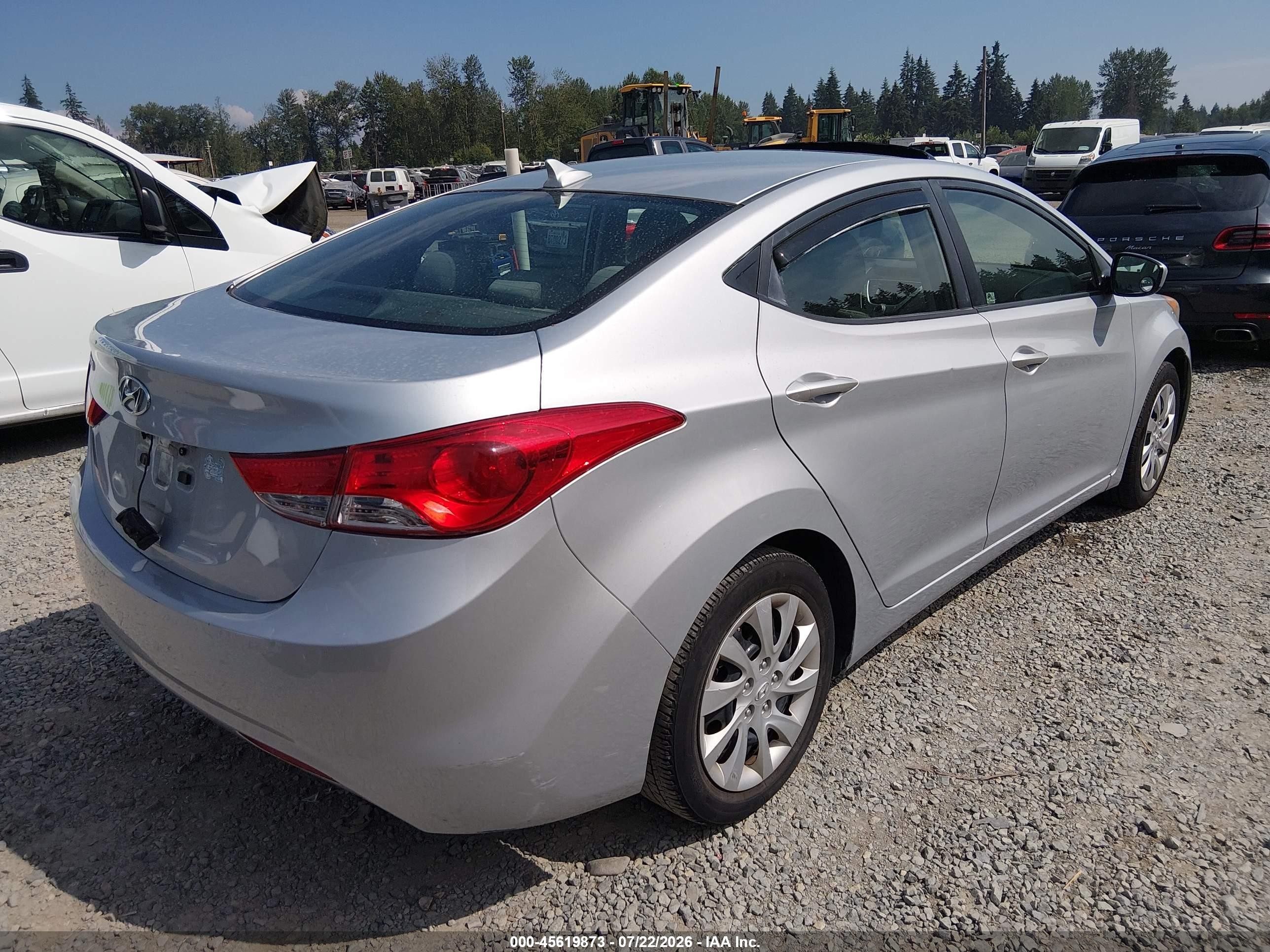 2011 Hyundai Elantra Gls Silver vin: 5NPDH4AE2BH025824