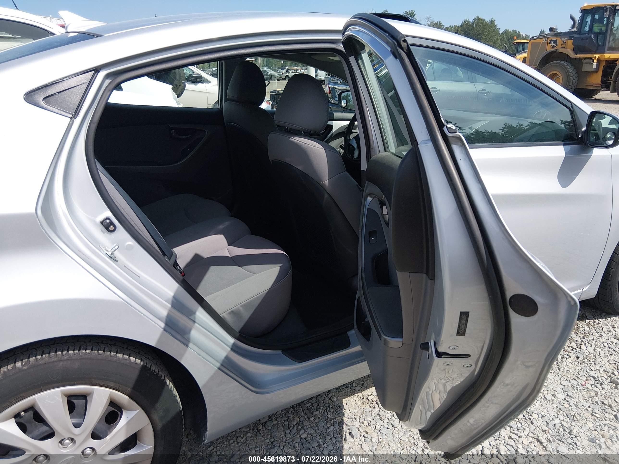 2011 Hyundai Elantra Gls Silver vin: 5NPDH4AE2BH025824