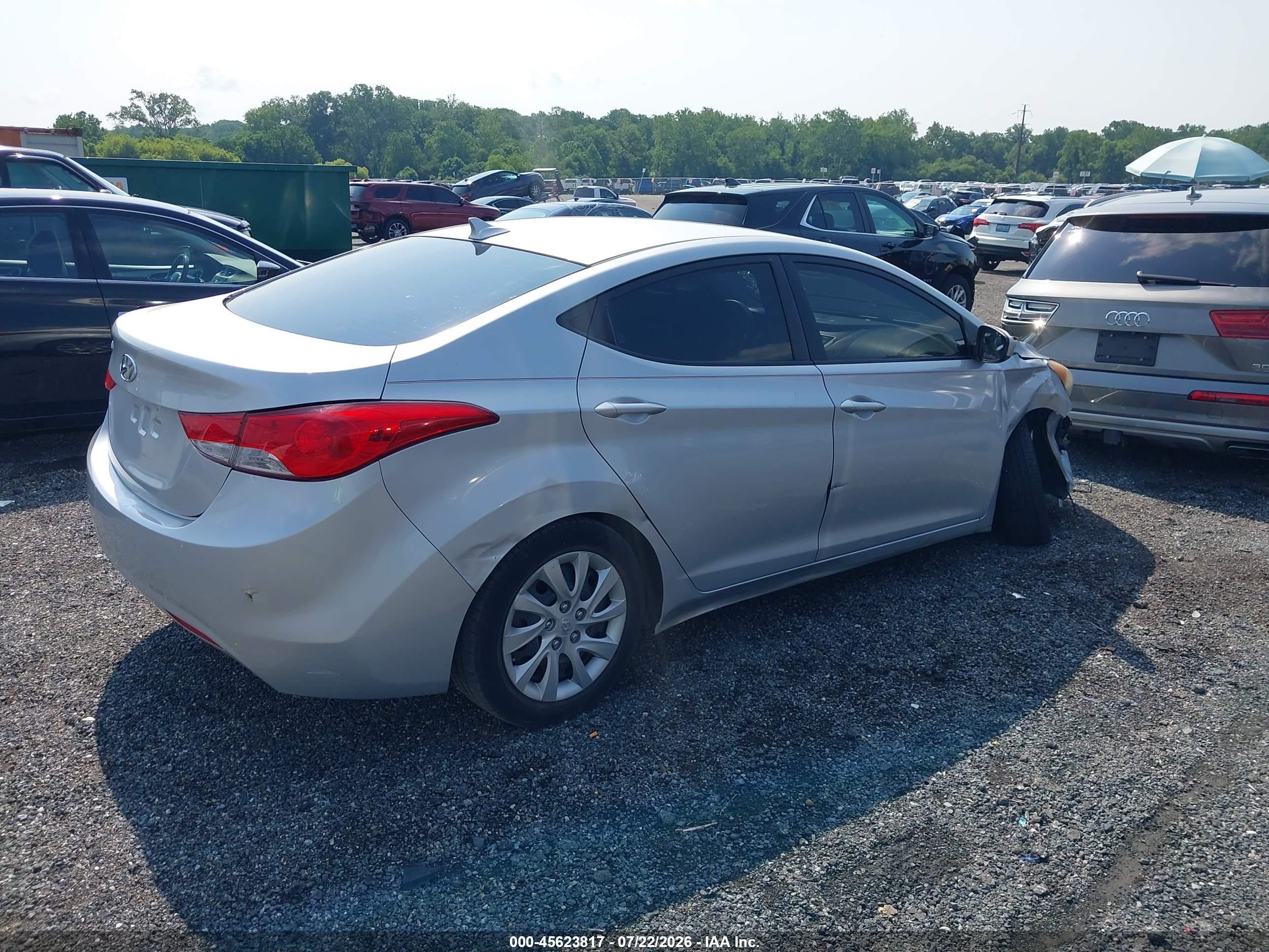 2011 Hyundai Elantra Gls Silver vin: 5NPDH4AE2BH025838