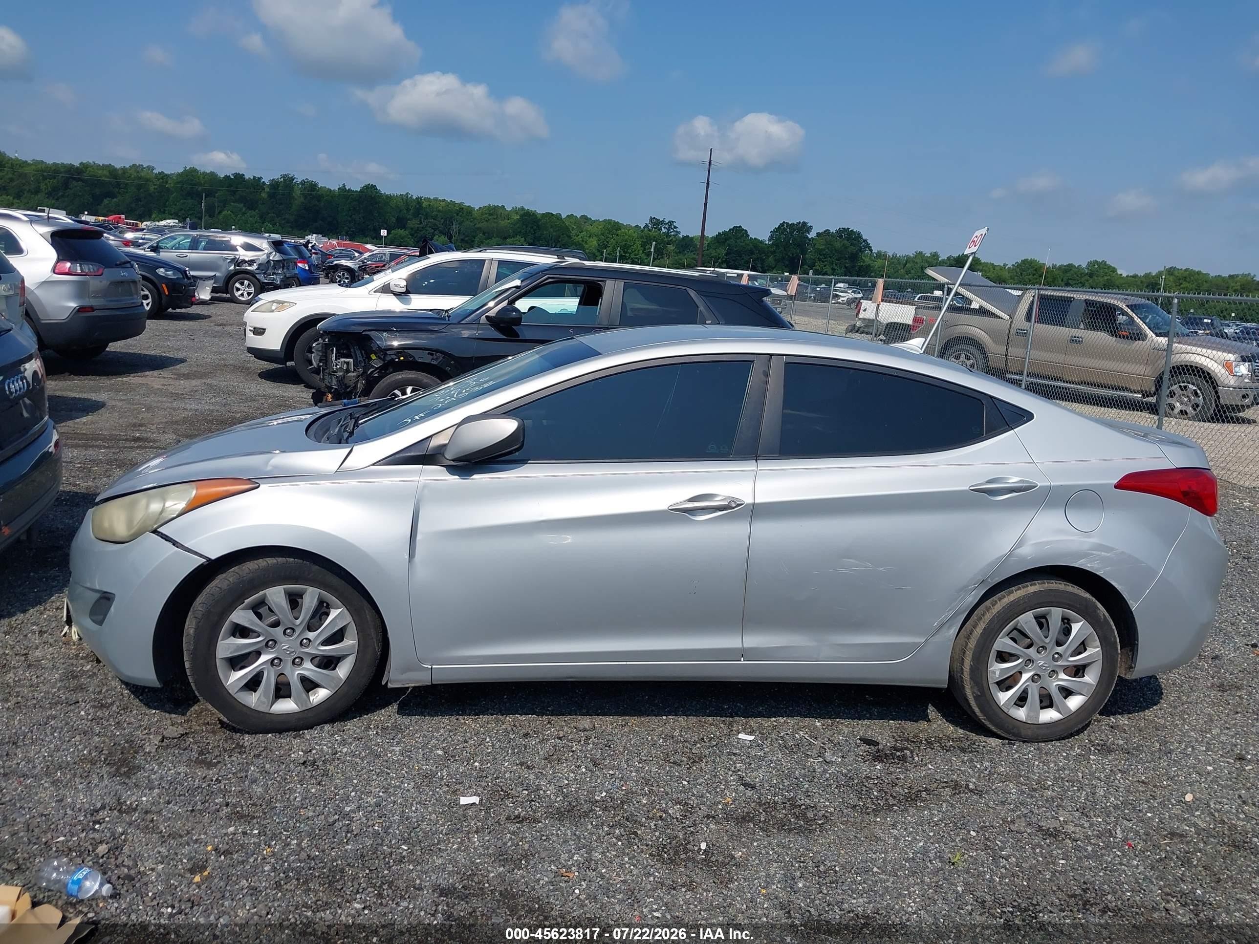 2011 Hyundai Elantra Gls Silver vin: 5NPDH4AE2BH025838