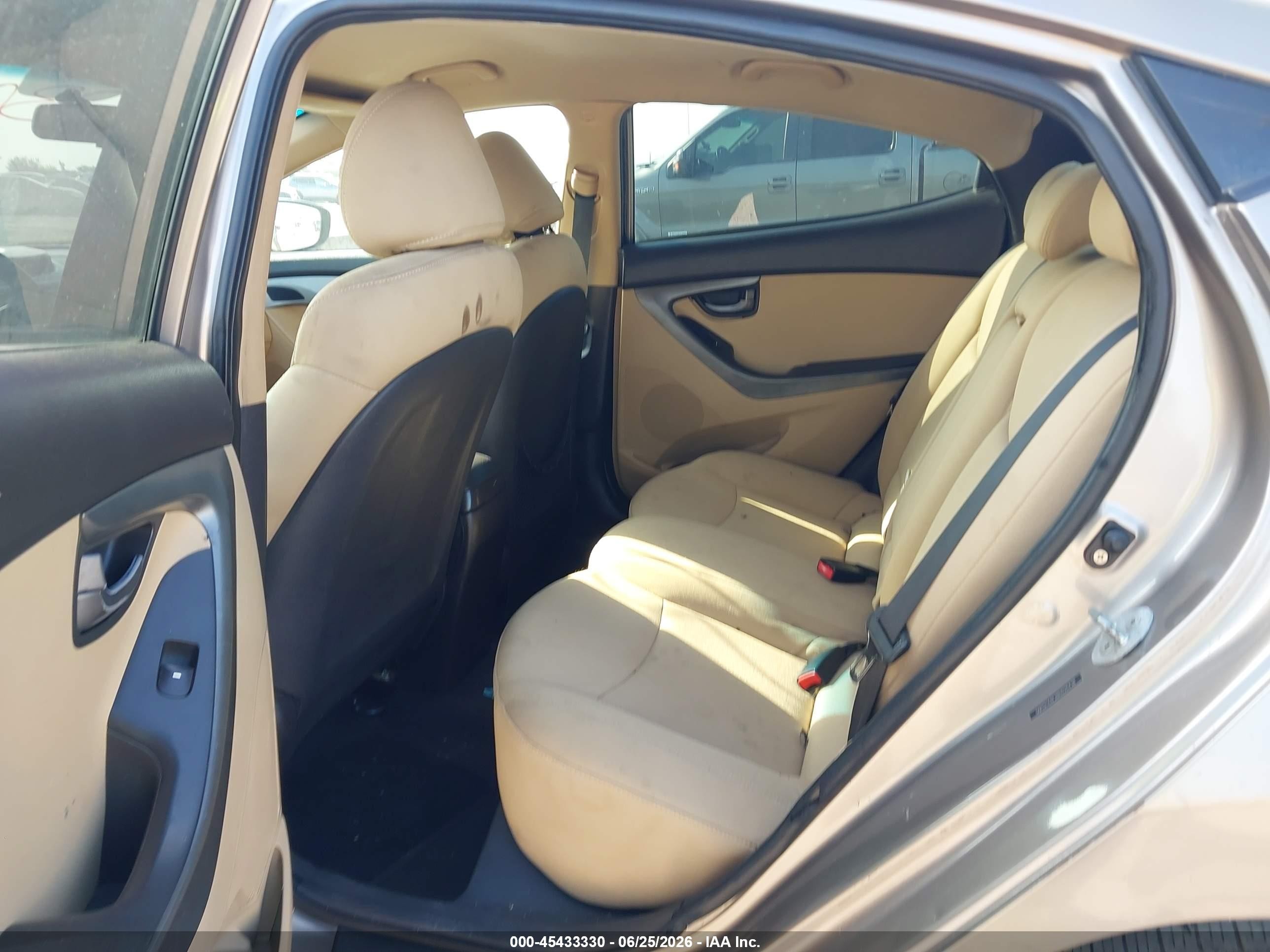 2011 Hyundai Elantra Gls Champagne vin: 5NPDH4AE2BH026438