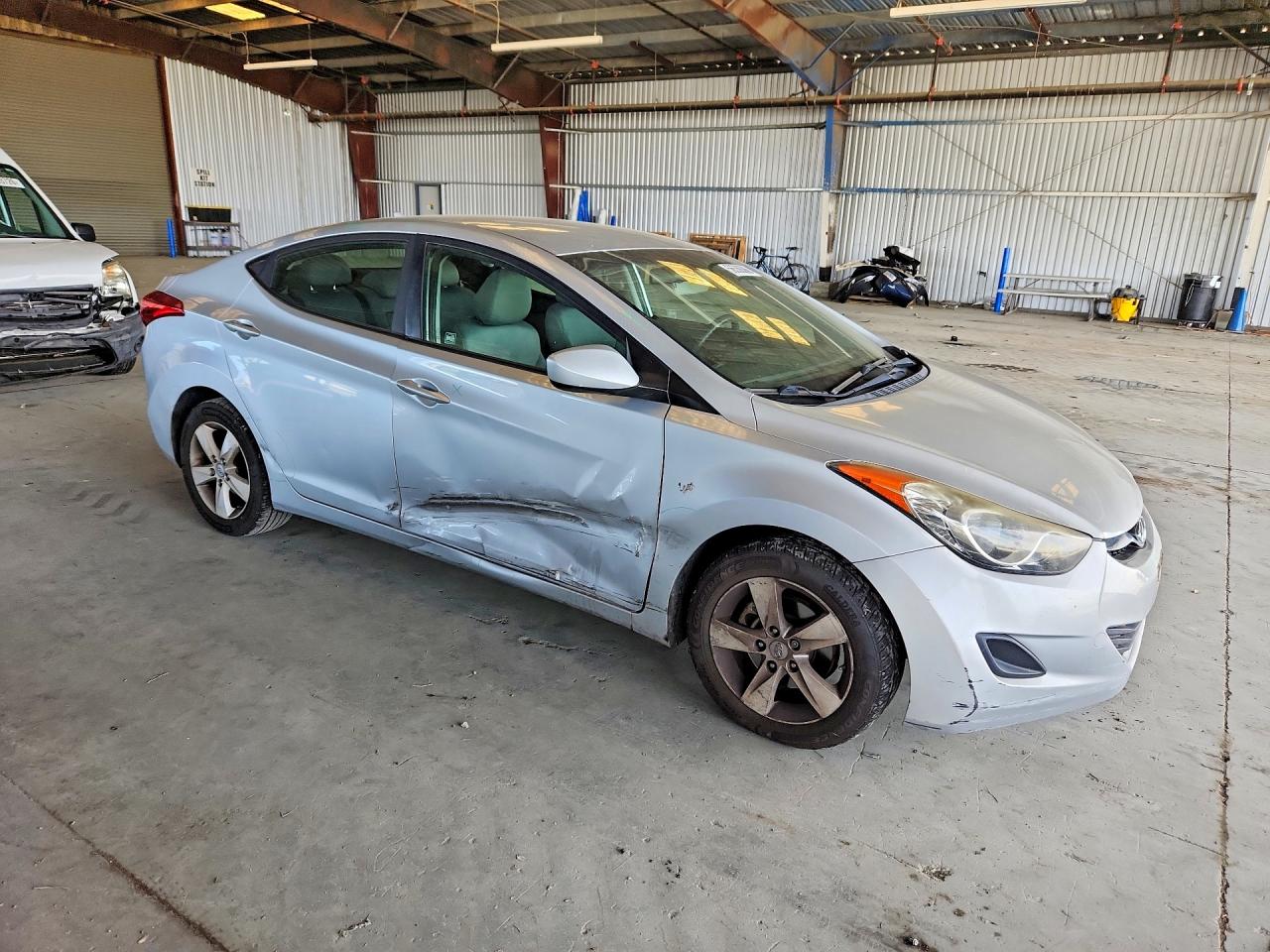 2011 Hyundai Elantra Gls Silver vin: 5NPDH4AE2BH043885
