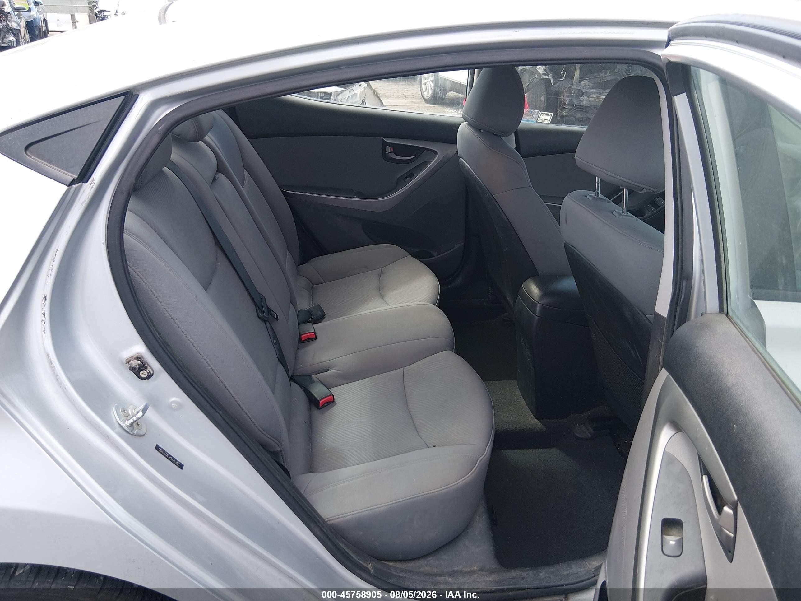 2011 Hyundai Elantra Gls Silver vin: 5NPDH4AE2BH053851