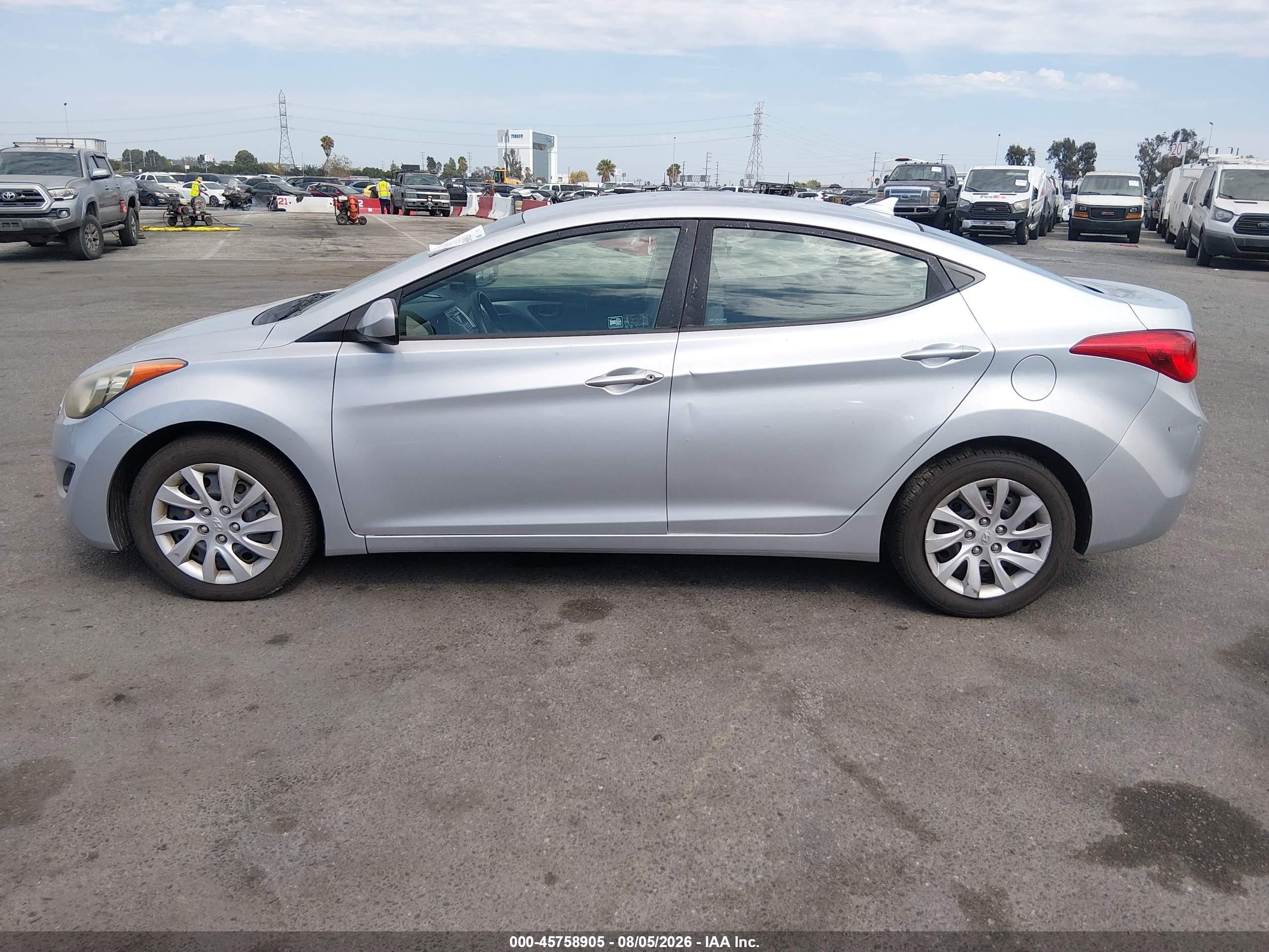 2011 Hyundai Elantra Gls Silver vin: 5NPDH4AE2BH053851
