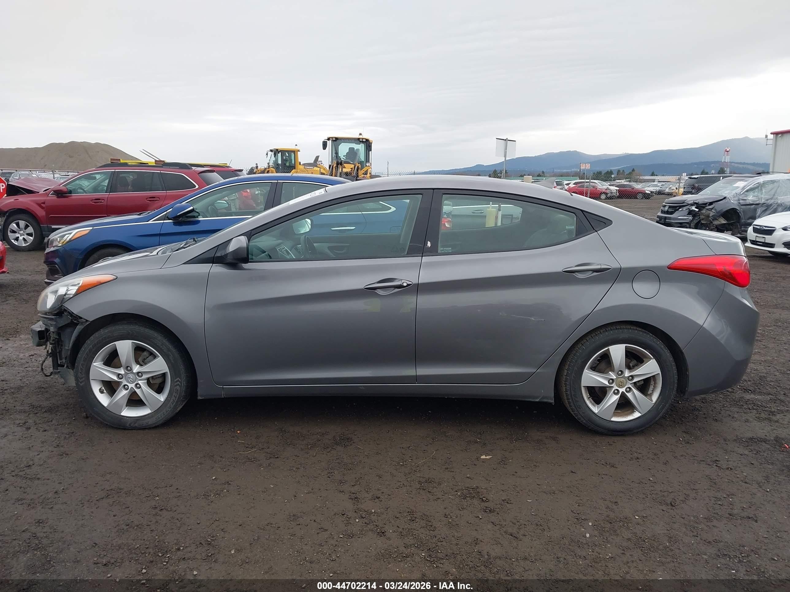 2011 Hyundai Elantra Gls Gray vin: 5NPDH4AE2BH061335