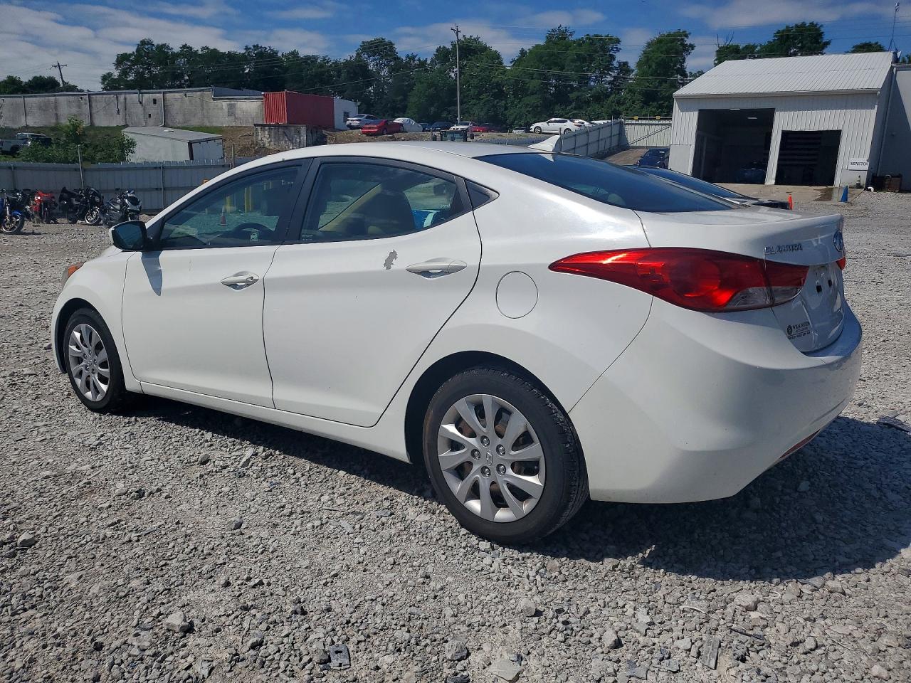 2012 Hyundai Elantra Gls White vin: 5NPDH4AE2CH071137