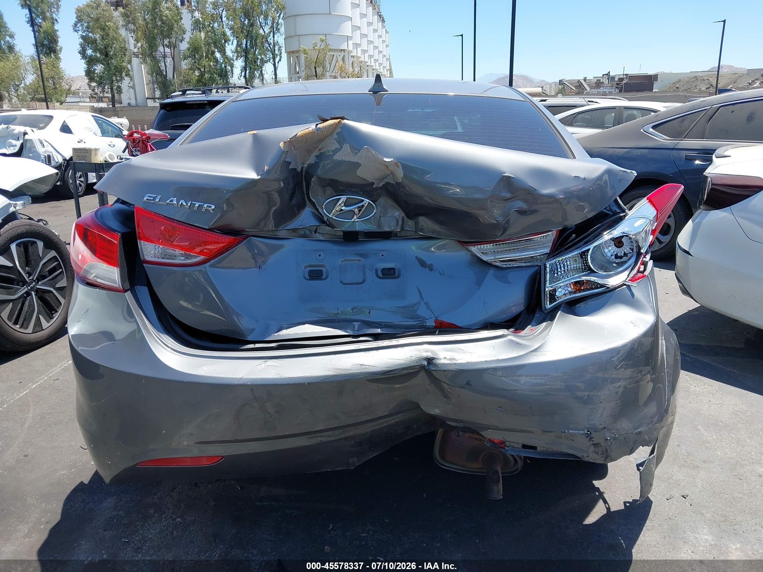 2012 Hyundai Elantra Gls Gray vin: 5NPDH4AE2CH082221