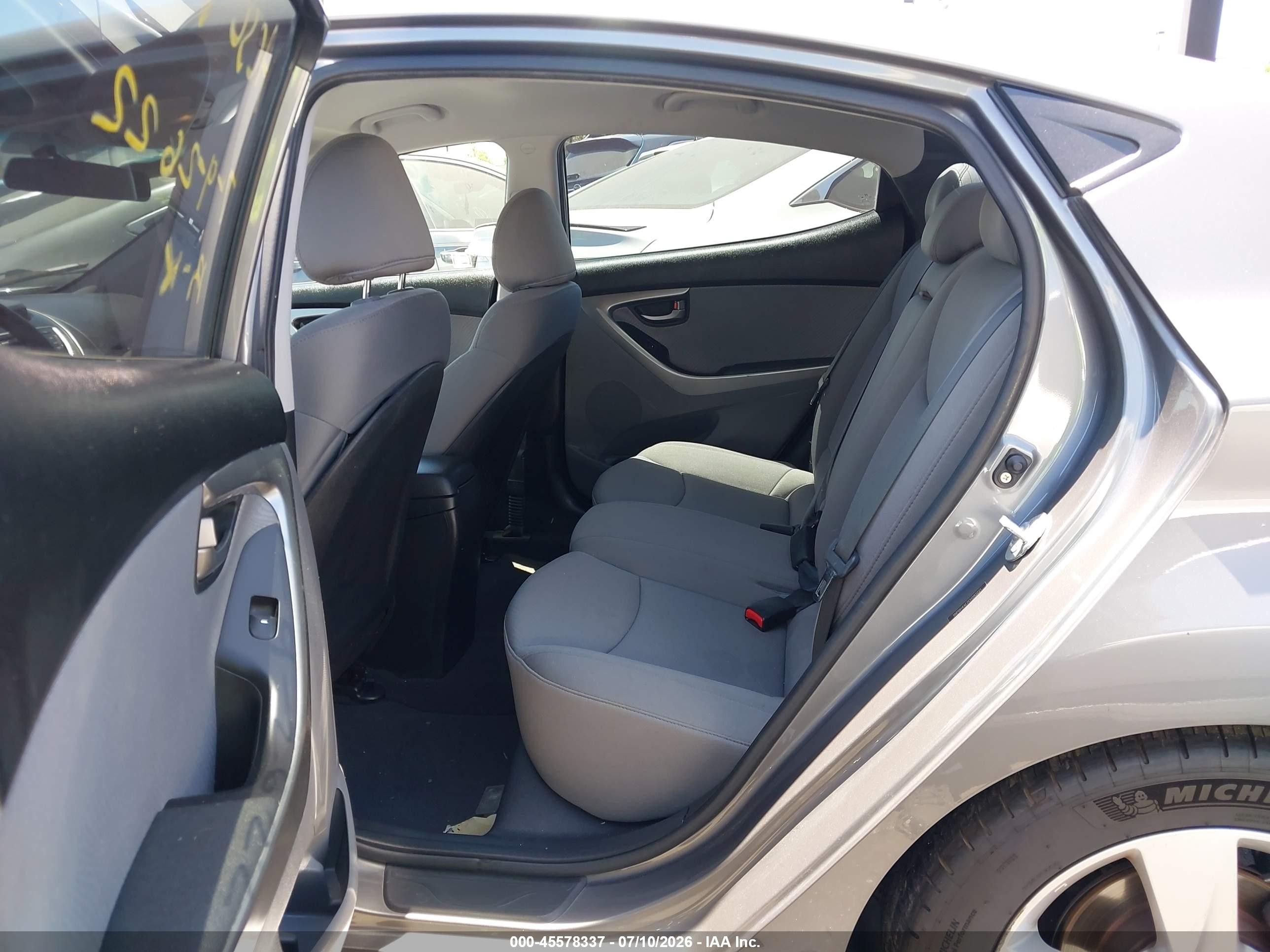 2012 Hyundai Elantra Gls Gray vin: 5NPDH4AE2CH082221