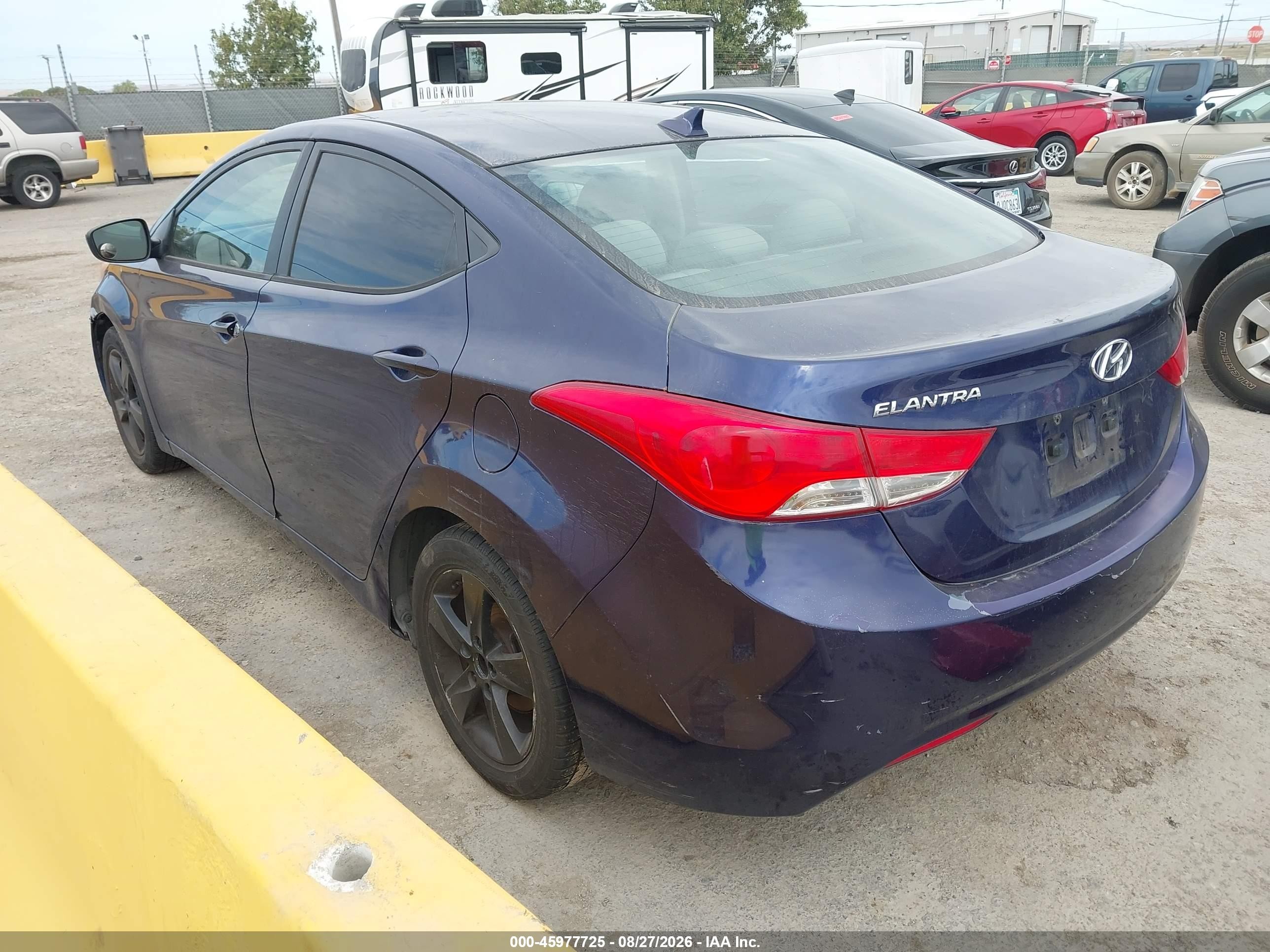 2012 Hyundai Elantra Gls Blue vin: 5NPDH4AE2CH095163