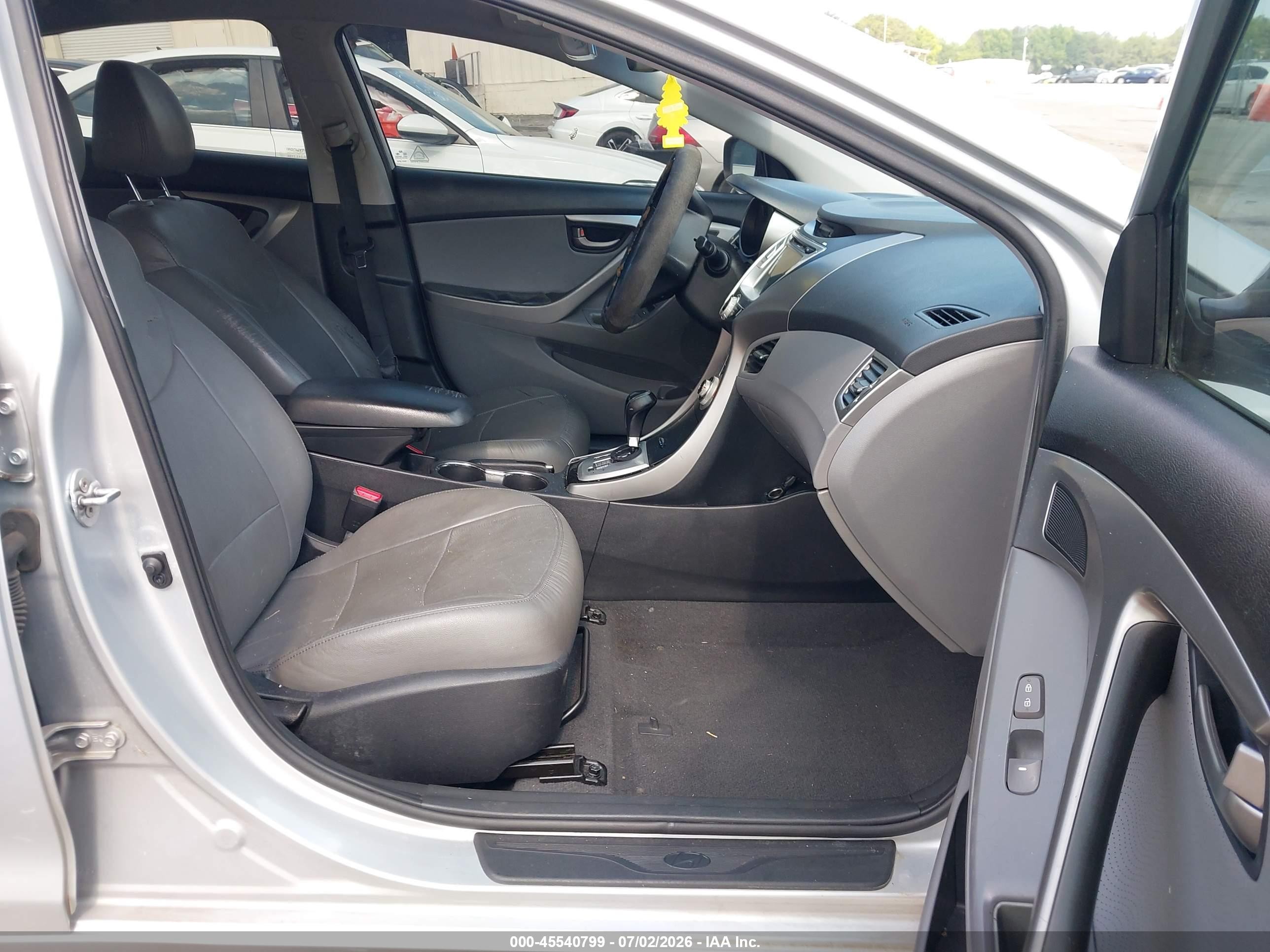 2012 Hyundai Elantra Limited Silver vin: 5NPDH4AE2CH111801