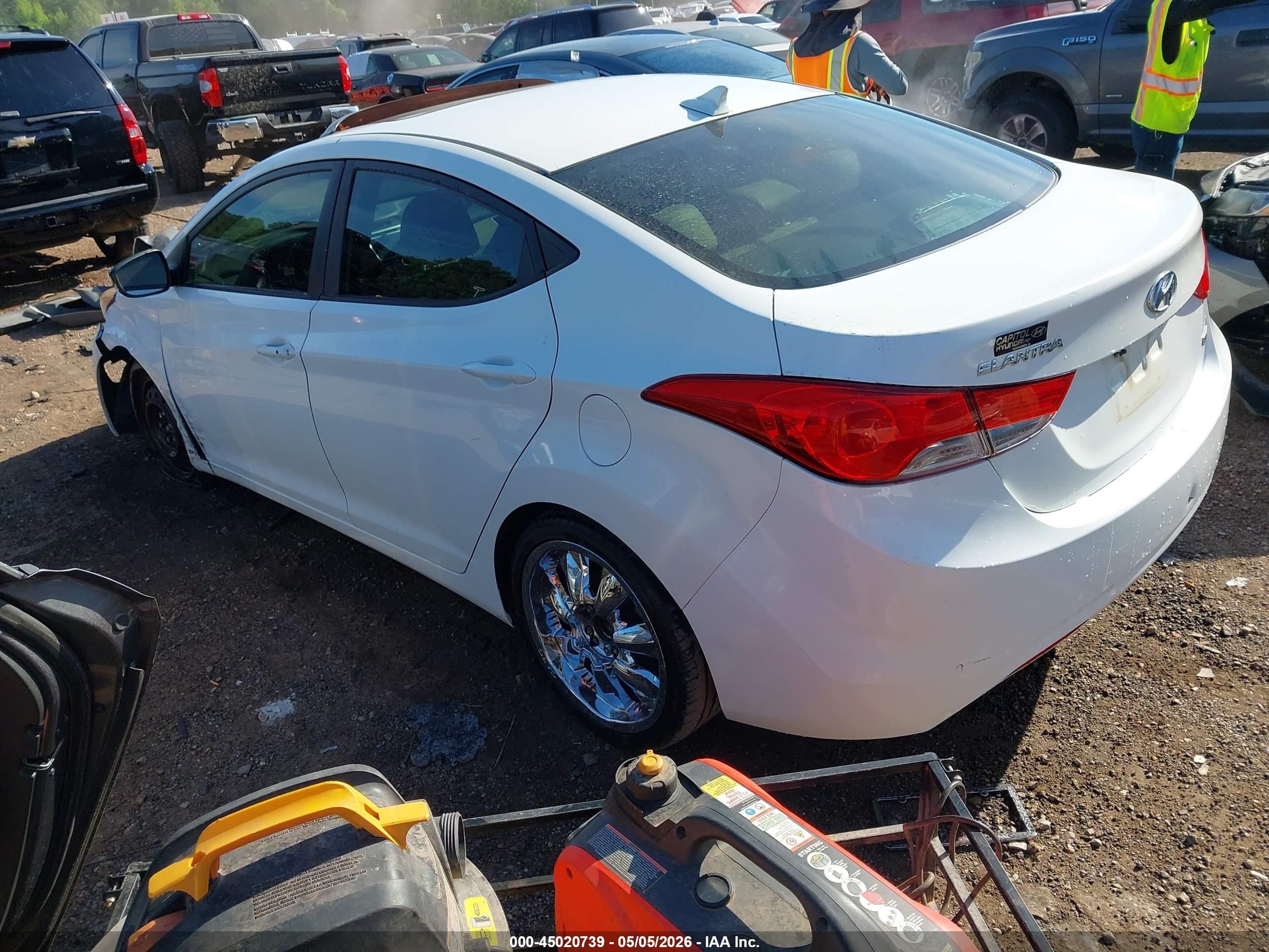2012 Hyundai Elantra Limited White vin: 5NPDH4AE2CH118246