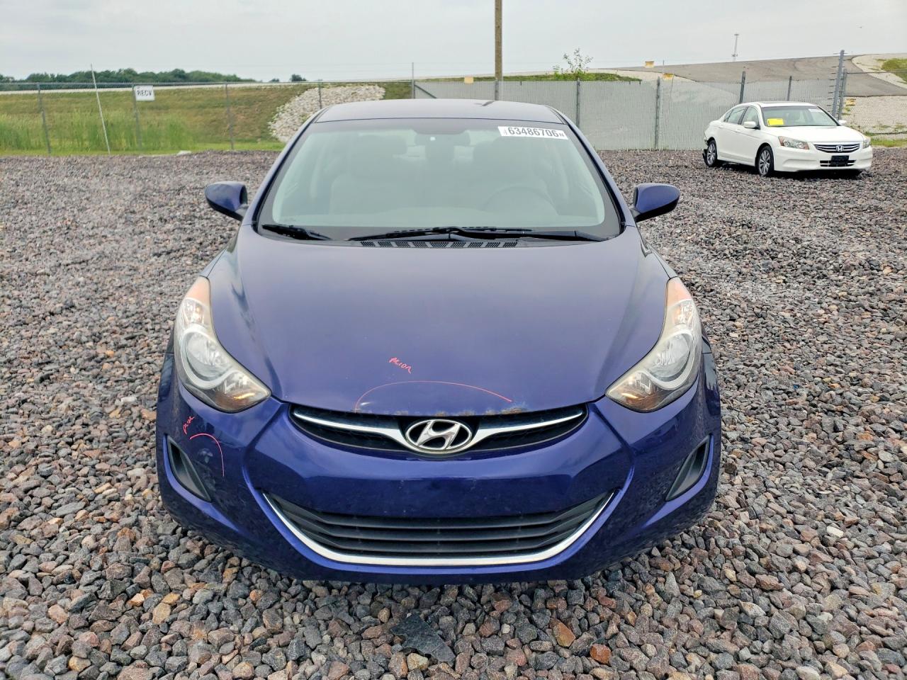 2012 Hyundai Elantra Gls Blue vin: 5NPDH4AE2CH119798