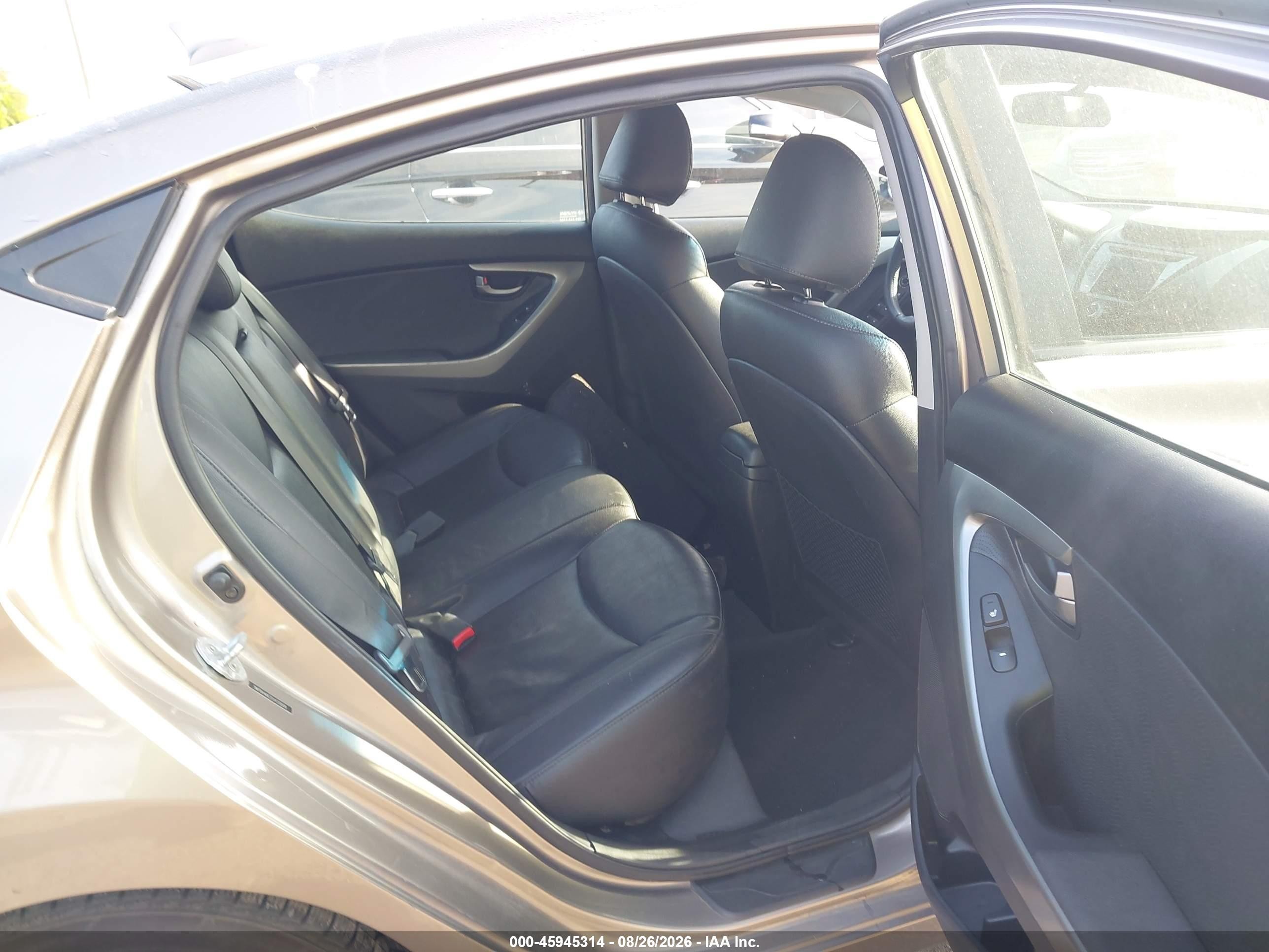 2012 Hyundai Elantra Limited Beige vin: 5NPDH4AE2CH120000