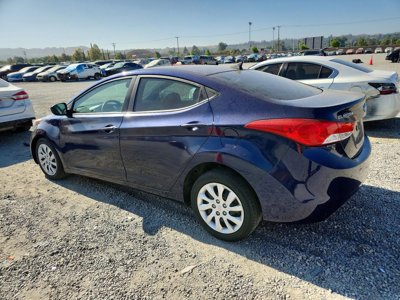 2012 Hyundai Elantra Gls Blue vin: 5NPDH4AE2CH145804