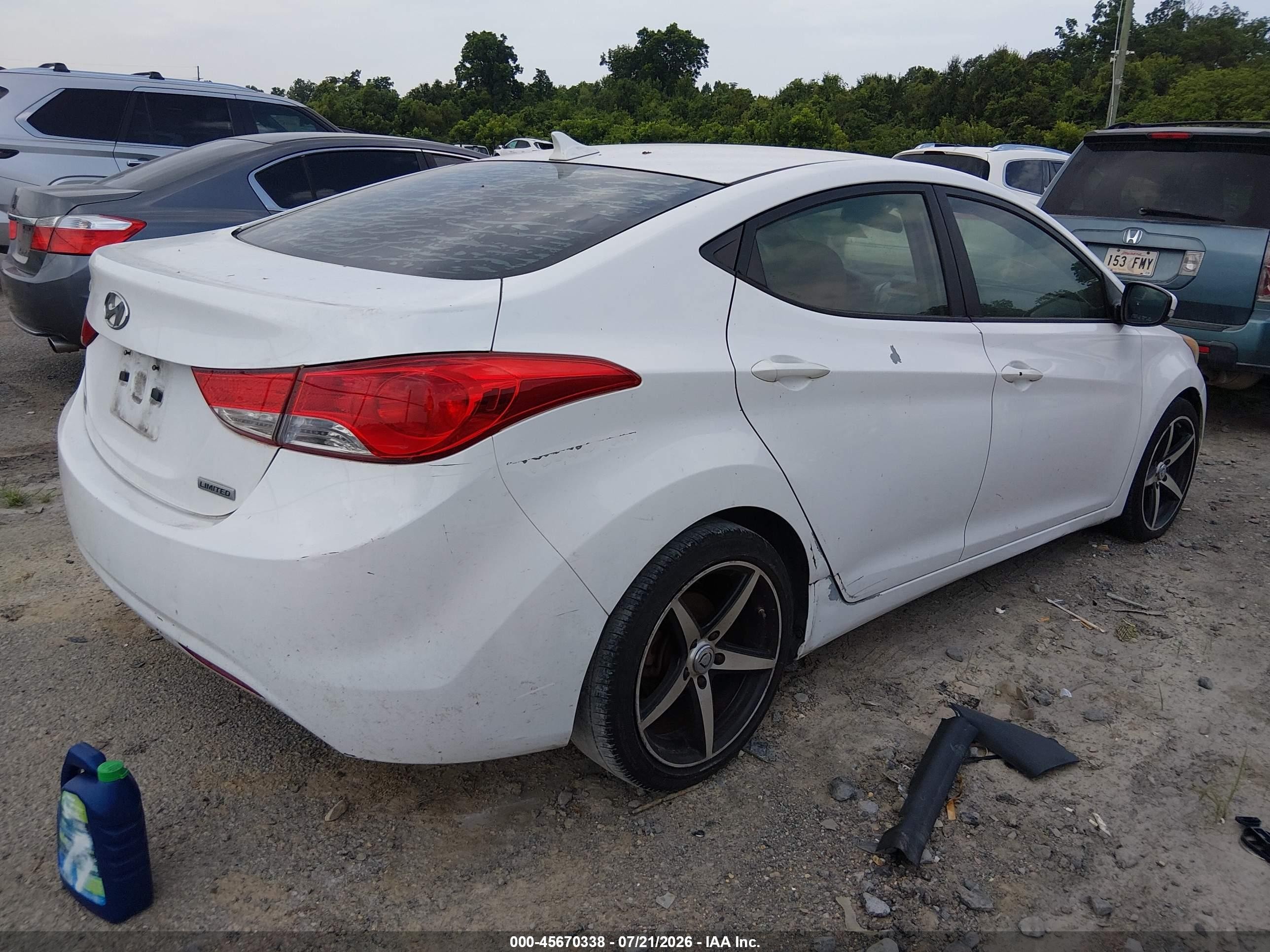 2013 Hyundai Elantra Limited White vin: 5NPDH4AE2DH188735