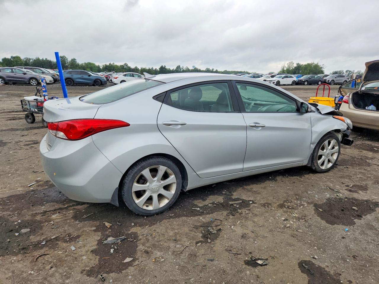 2013 Hyundai Elantra Limited Silver vin: 5NPDH4AE2DH191053