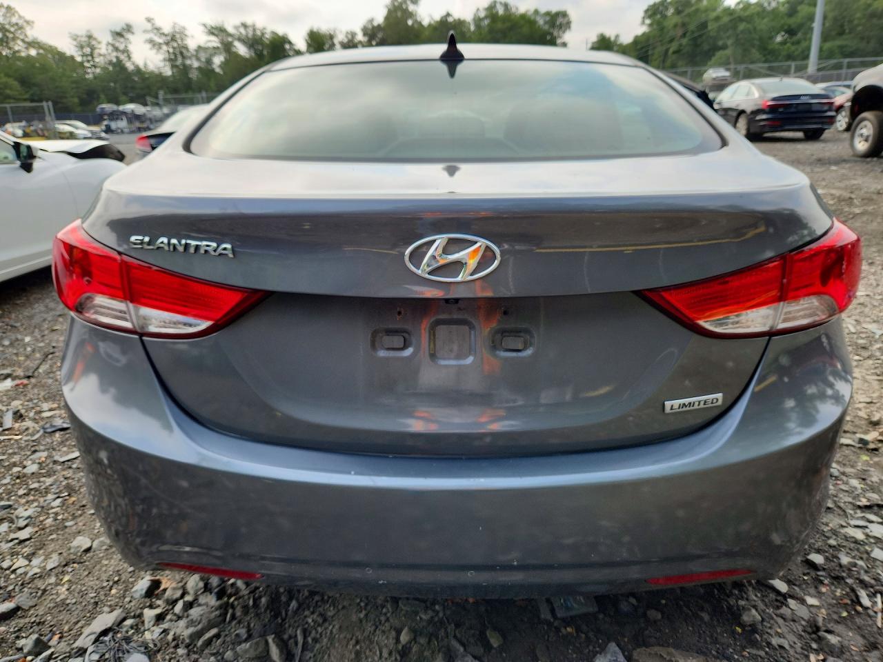 2013 Hyundai Elantra Gls Gray vin: 5NPDH4AE2DH198617